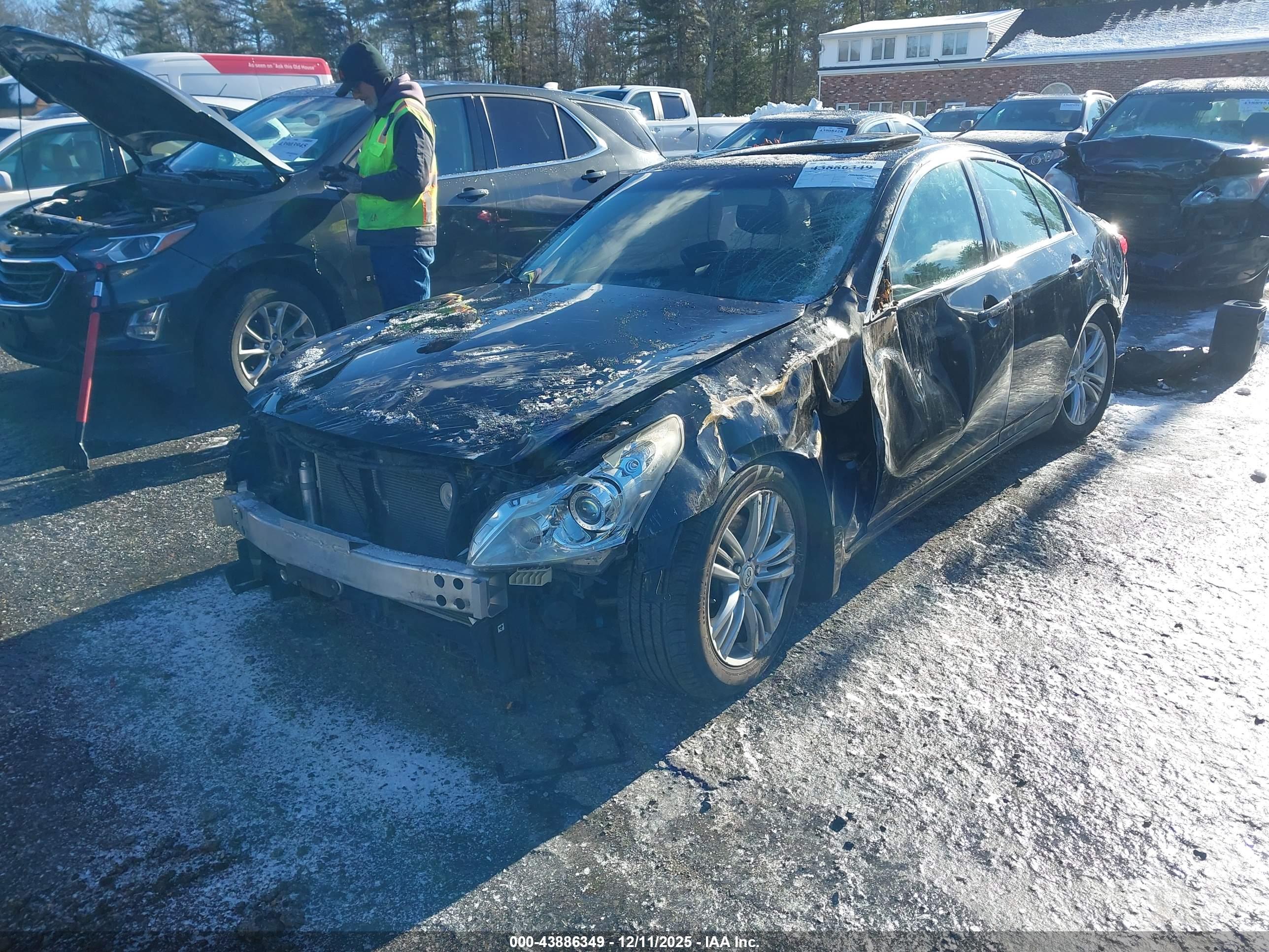 INFINITI G37X image 2