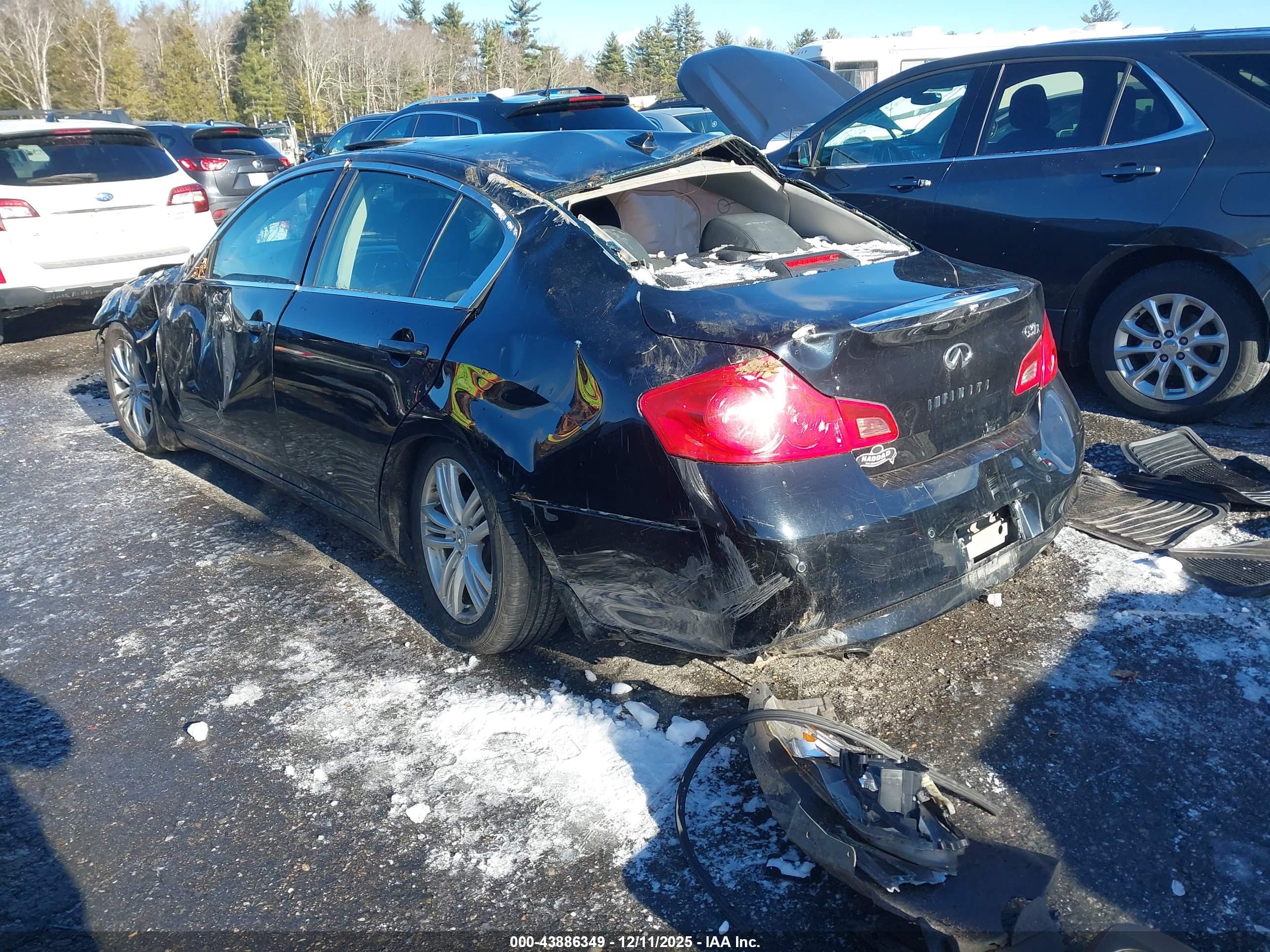 INFINITI G37X image 3