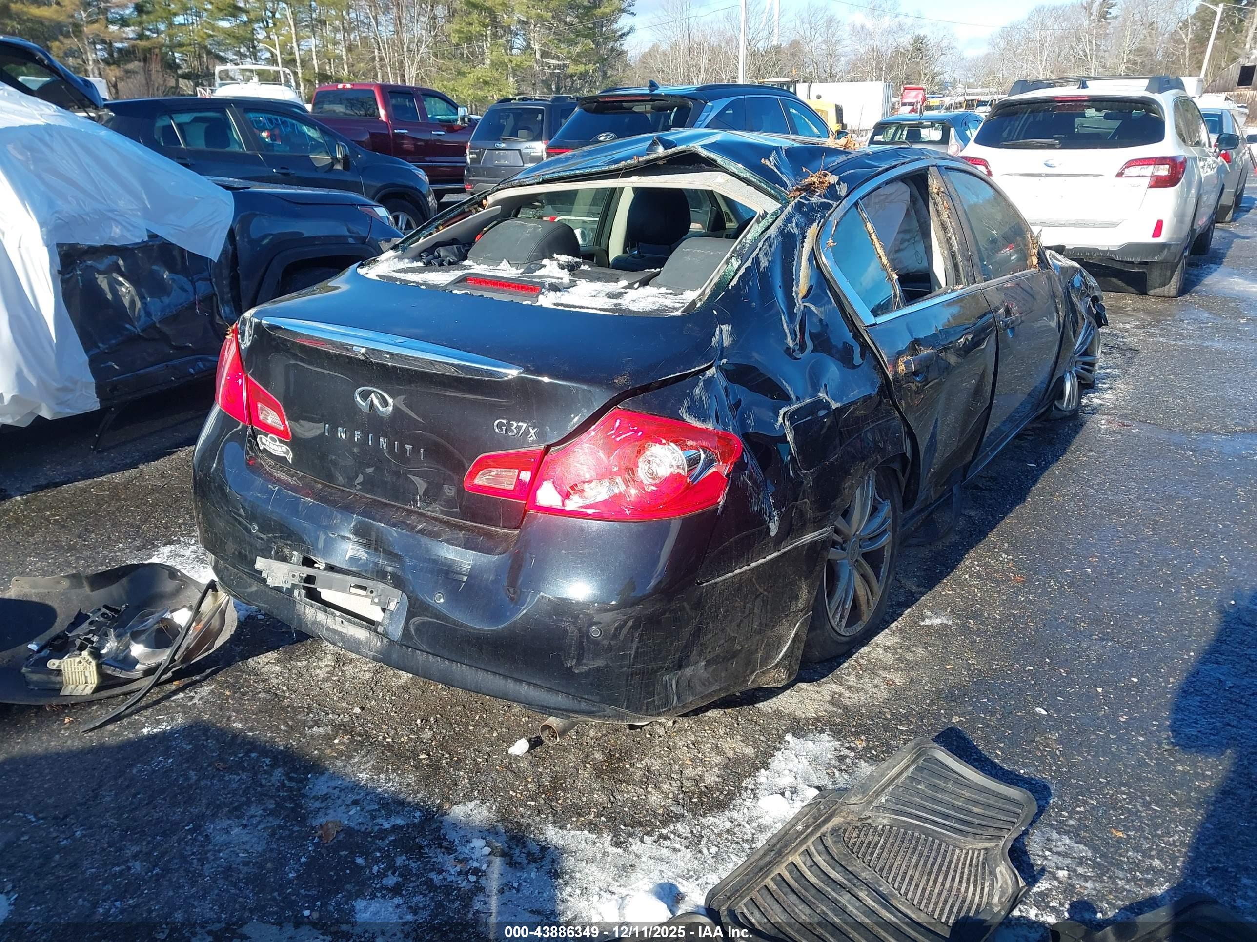 INFINITI G37X image 4
