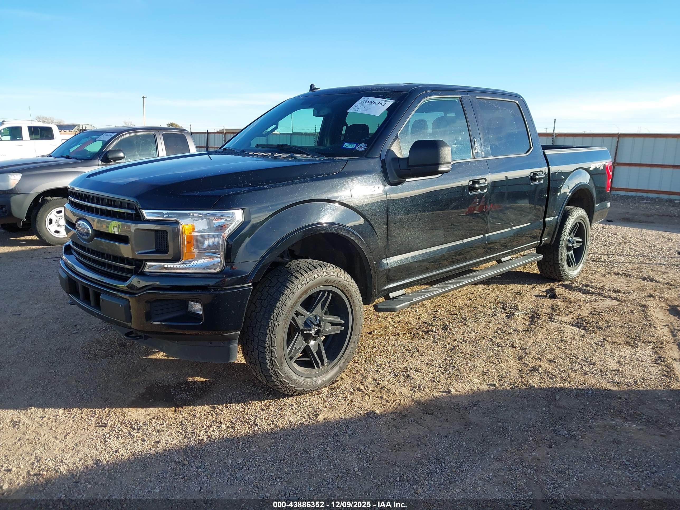 FORD F-150 image 2