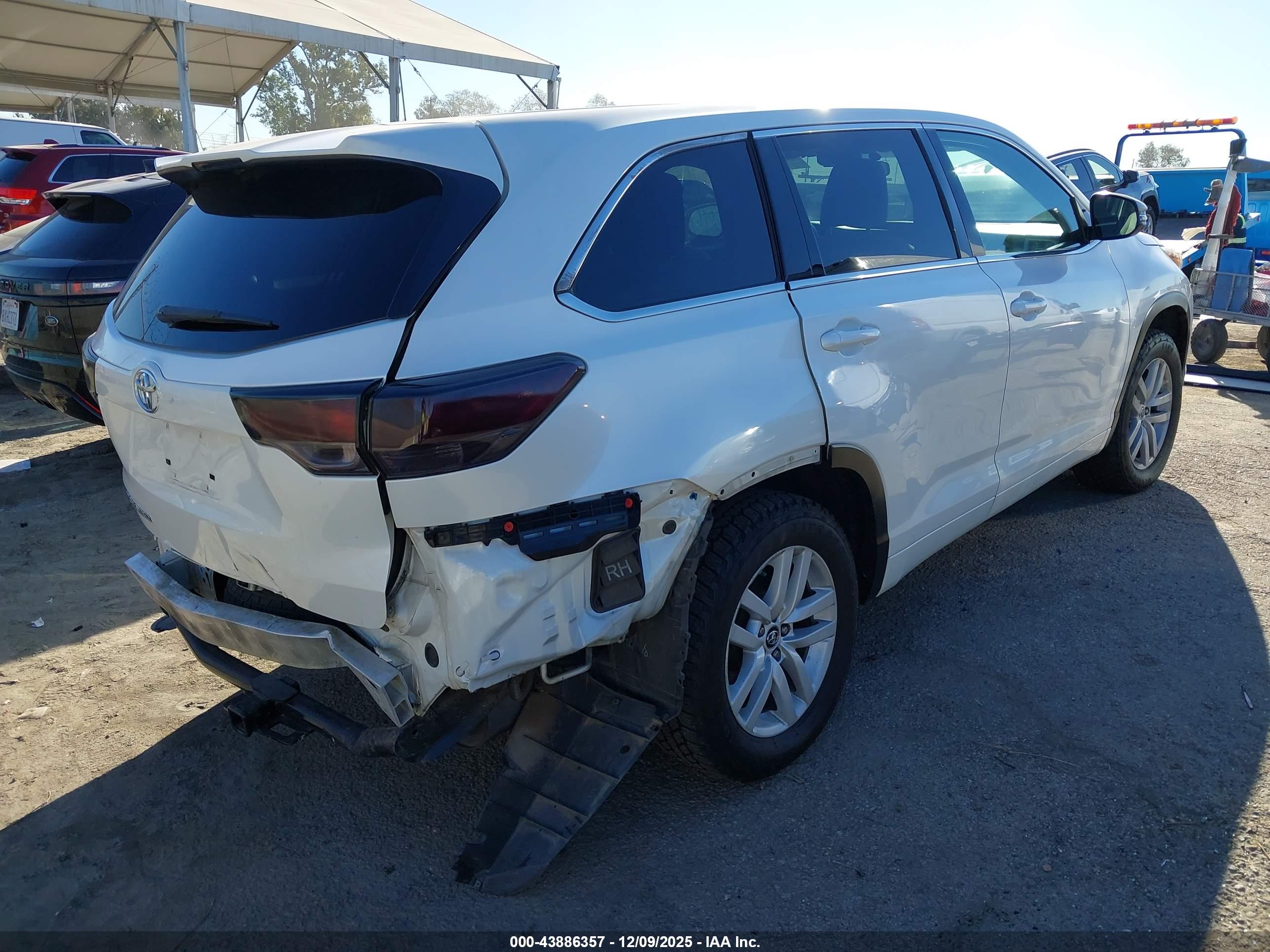 TOYOTA HIGHLANDER image 4