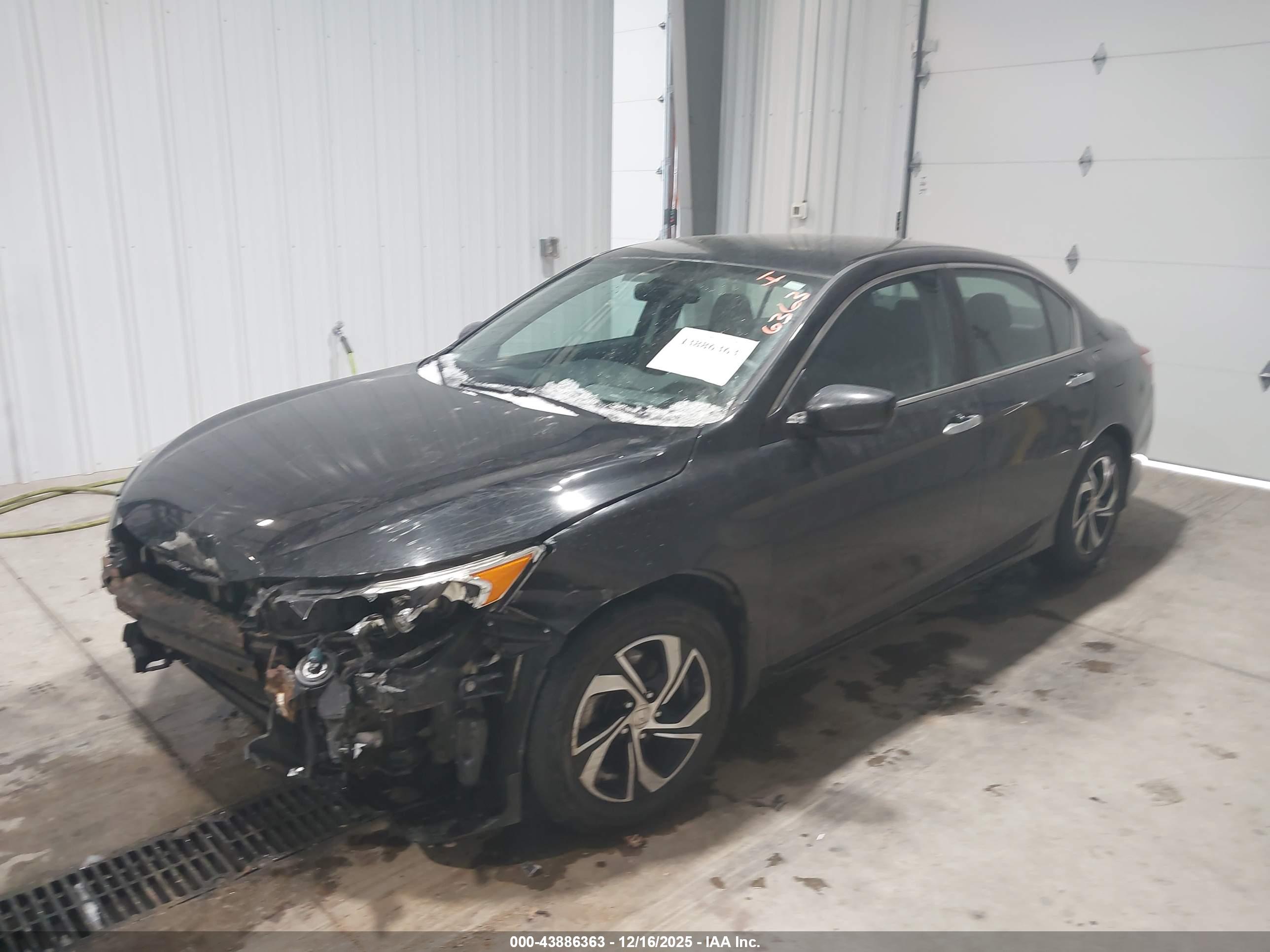 HONDA ACCORD image 2