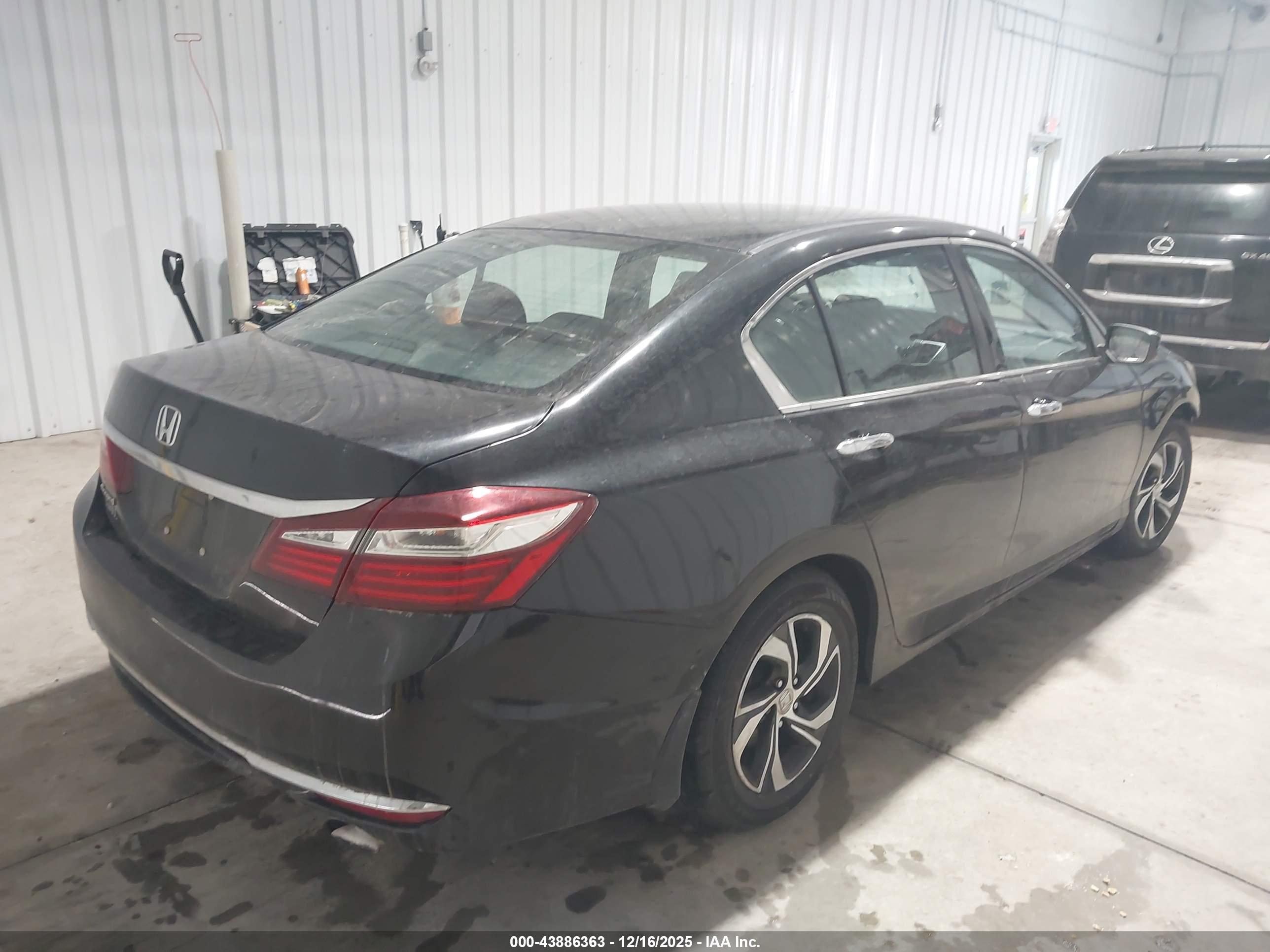 HONDA ACCORD image 4