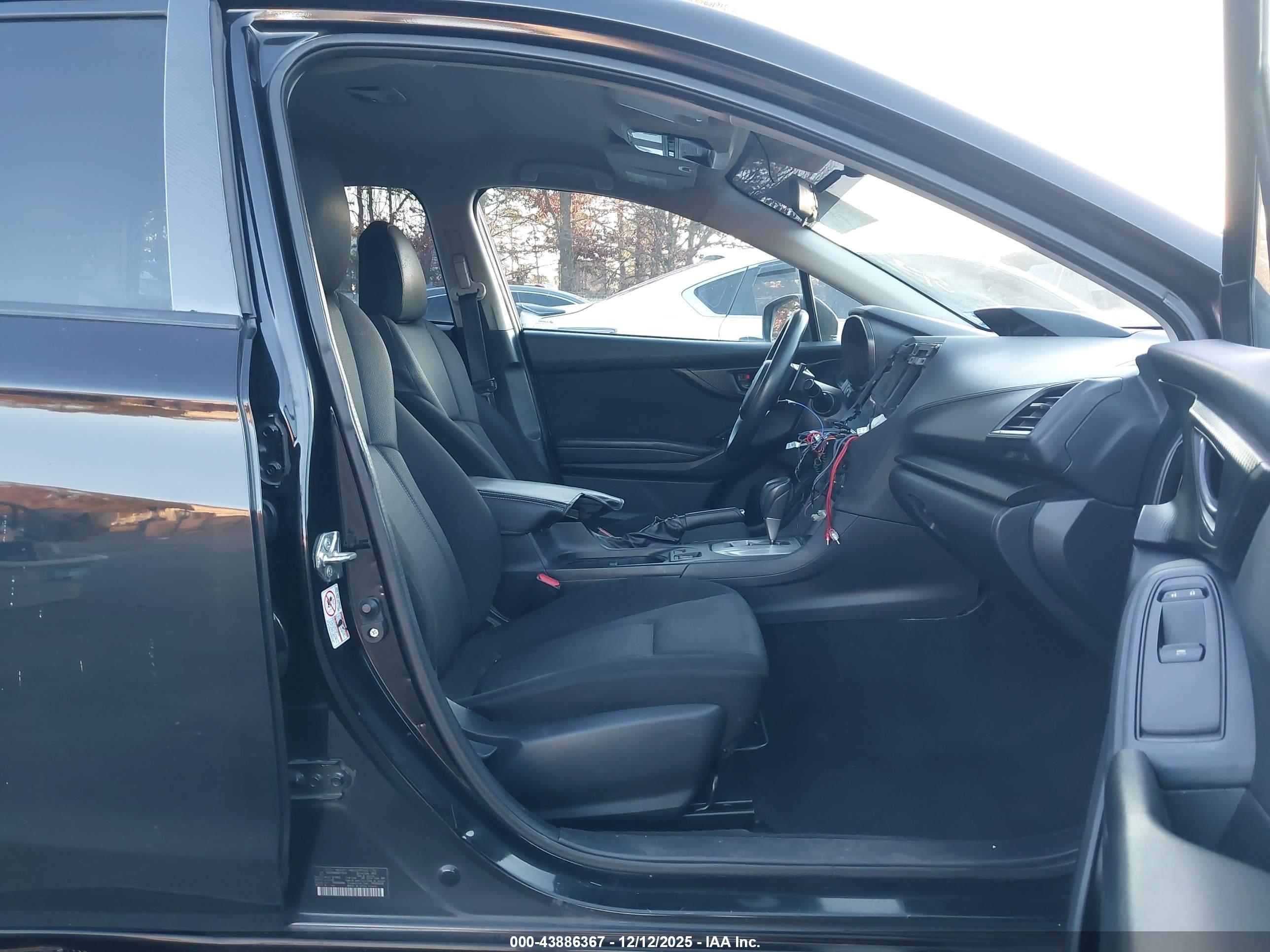 SUBARU IMPREZA image 5