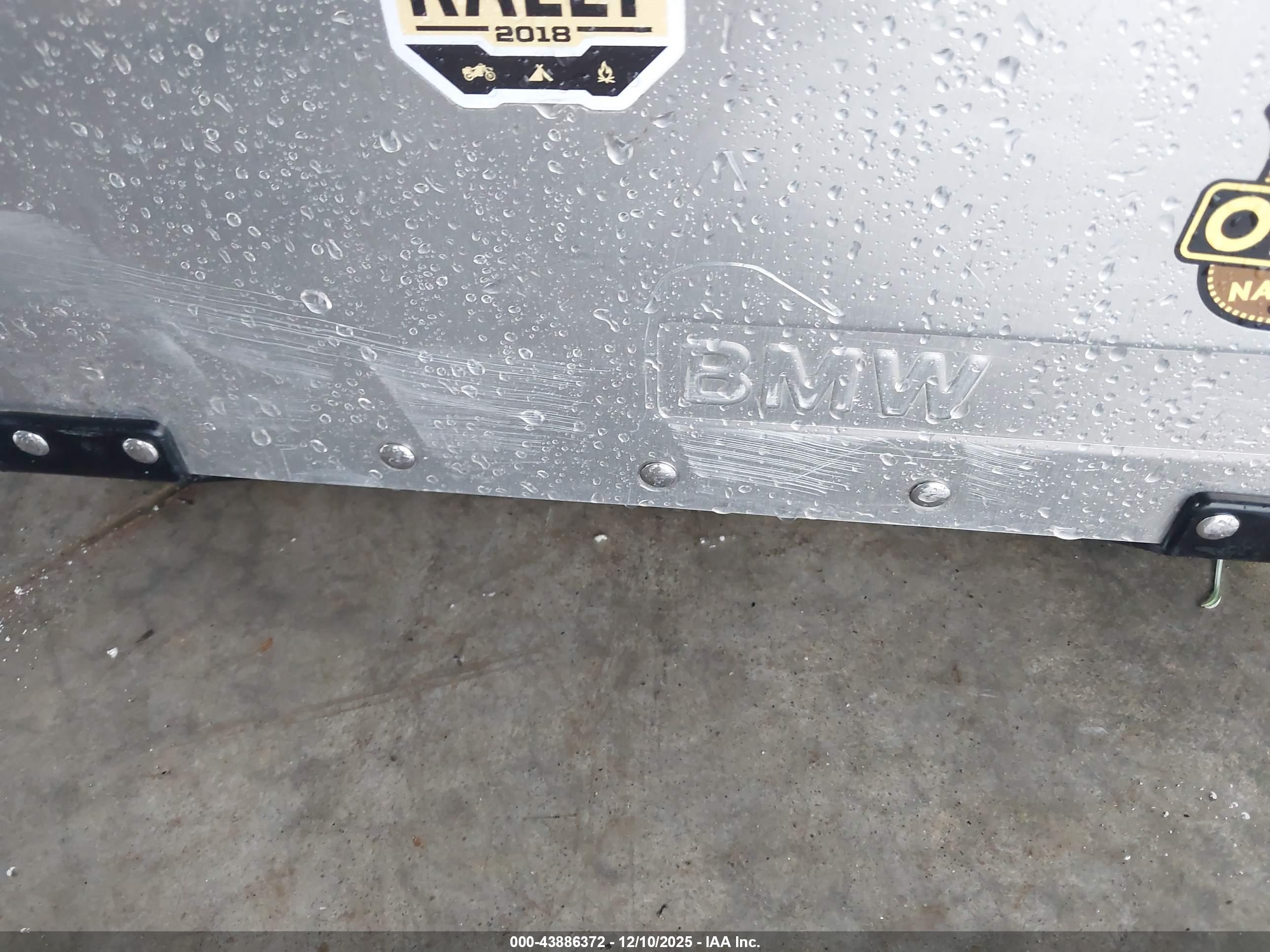 BMW R1200 image 6