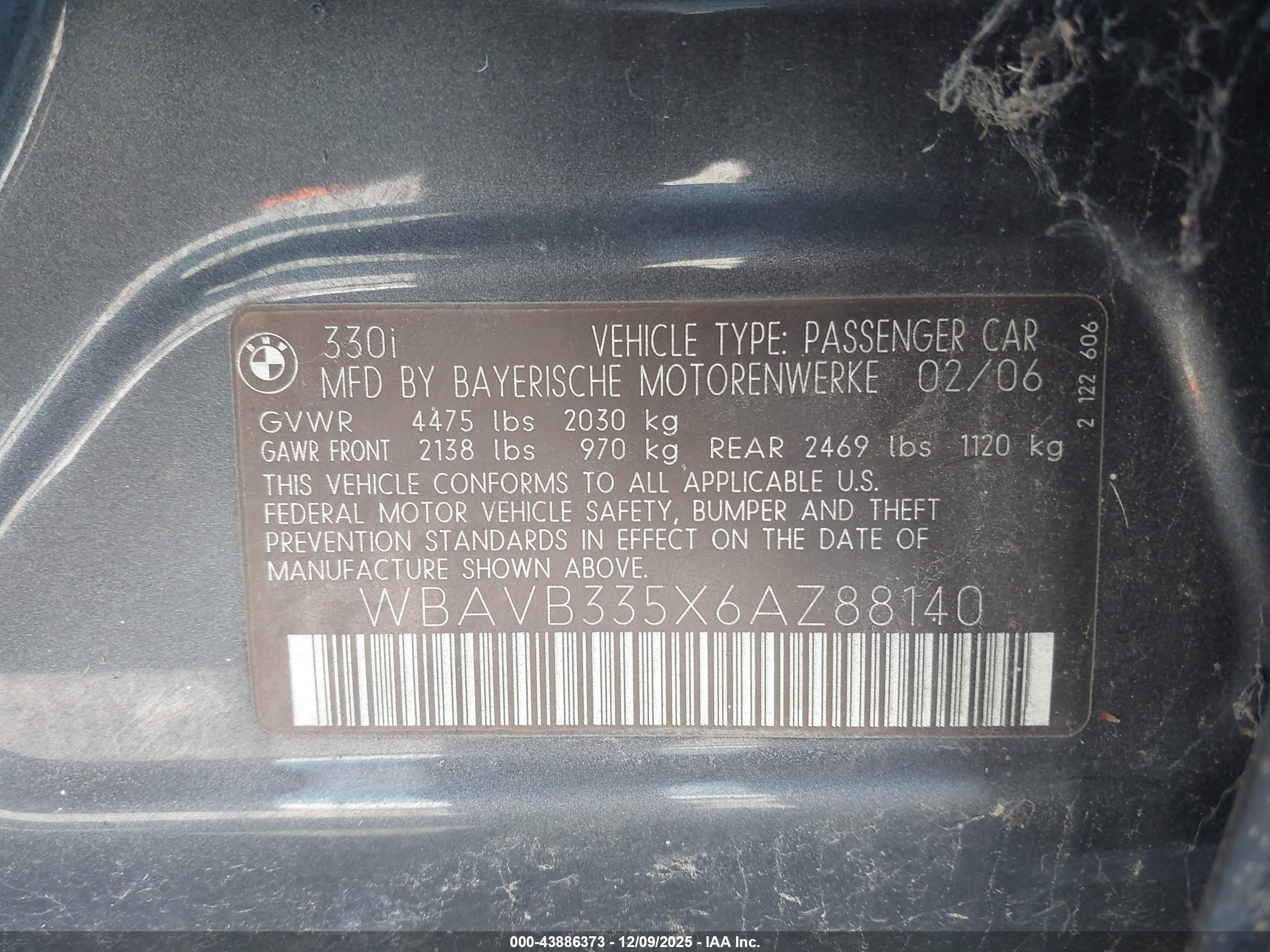 BMW 330I image 9