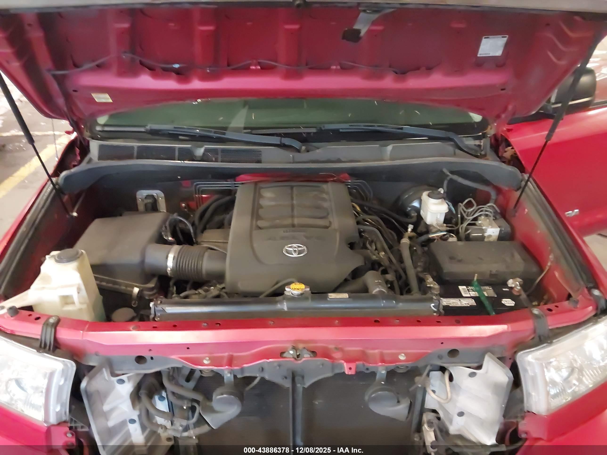 TOYOTA TUNDRA image 10
