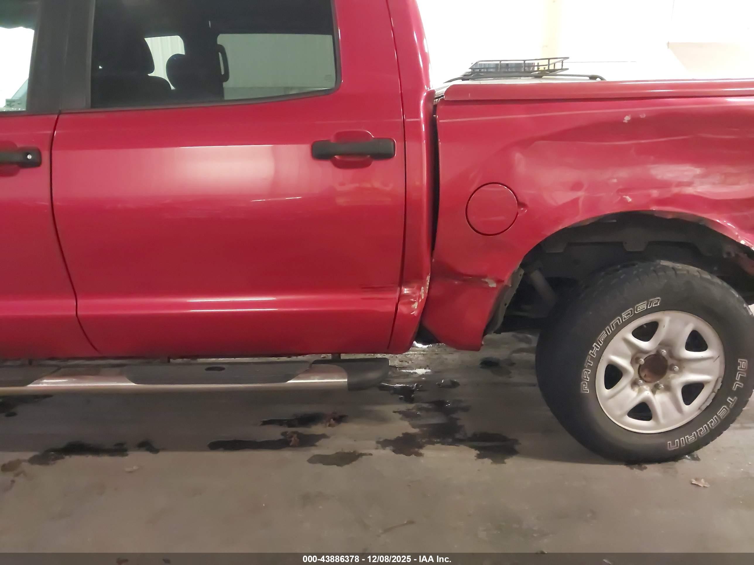 TOYOTA TUNDRA image 6