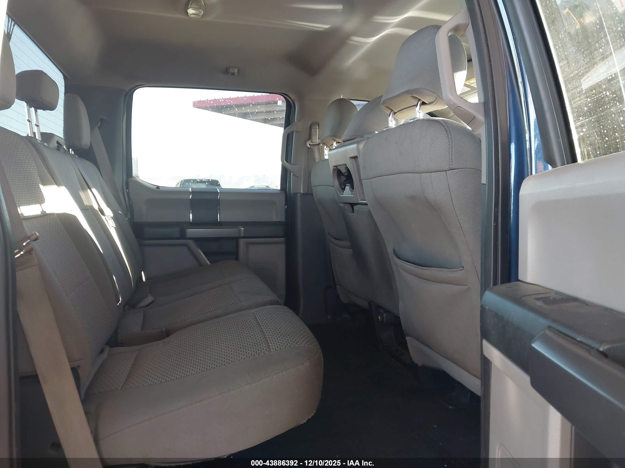 FORD F-150 image 8