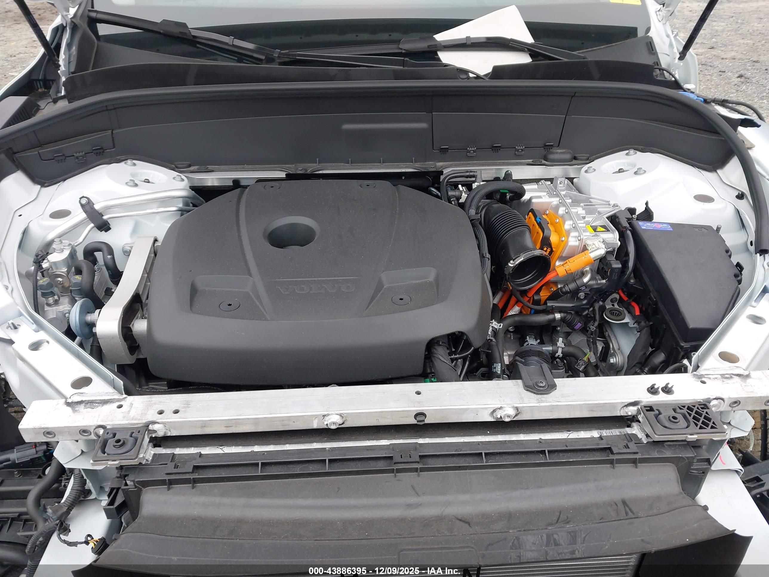 VOLVO XC90 image 10