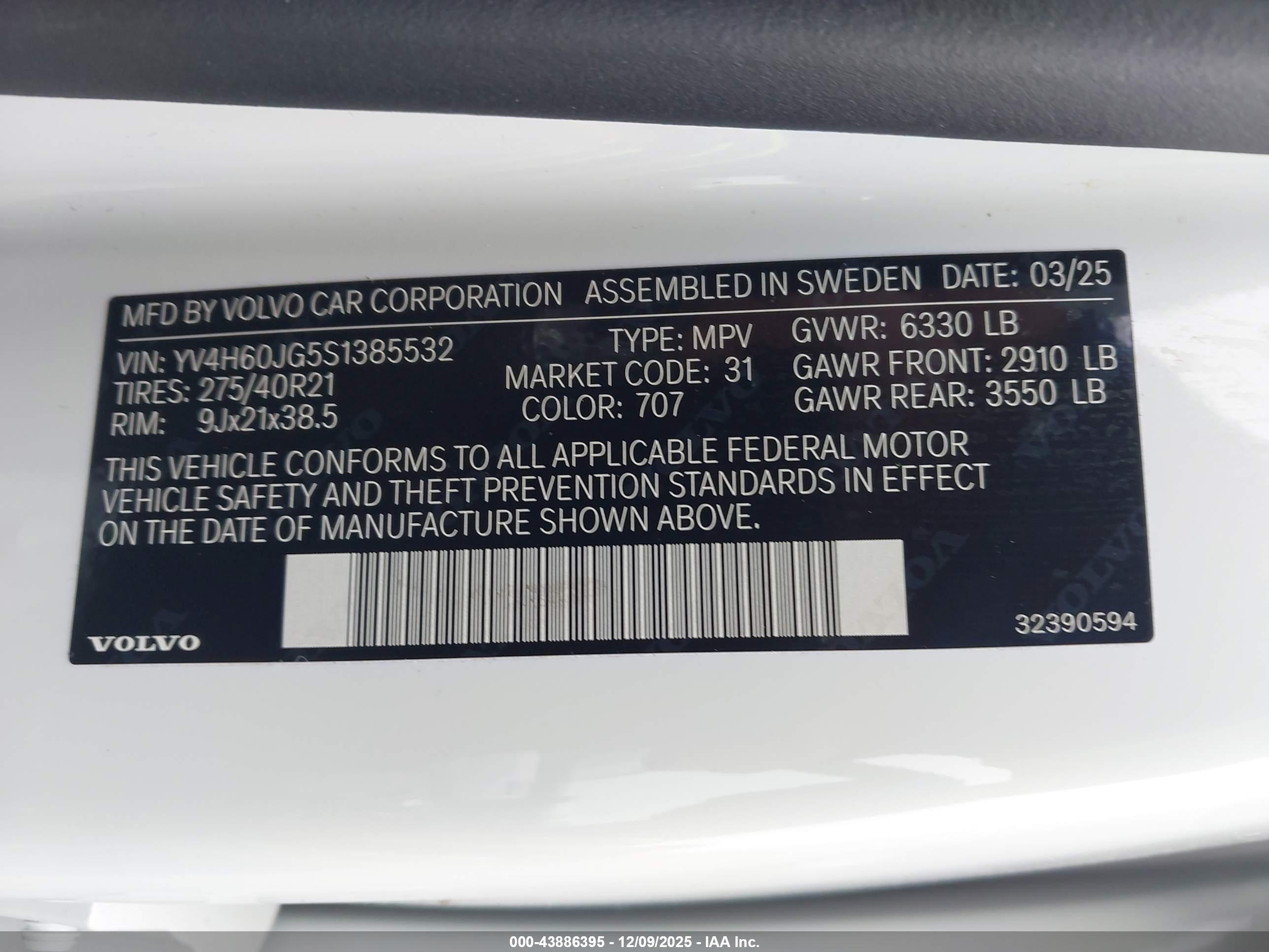 VOLVO XC90 image 9