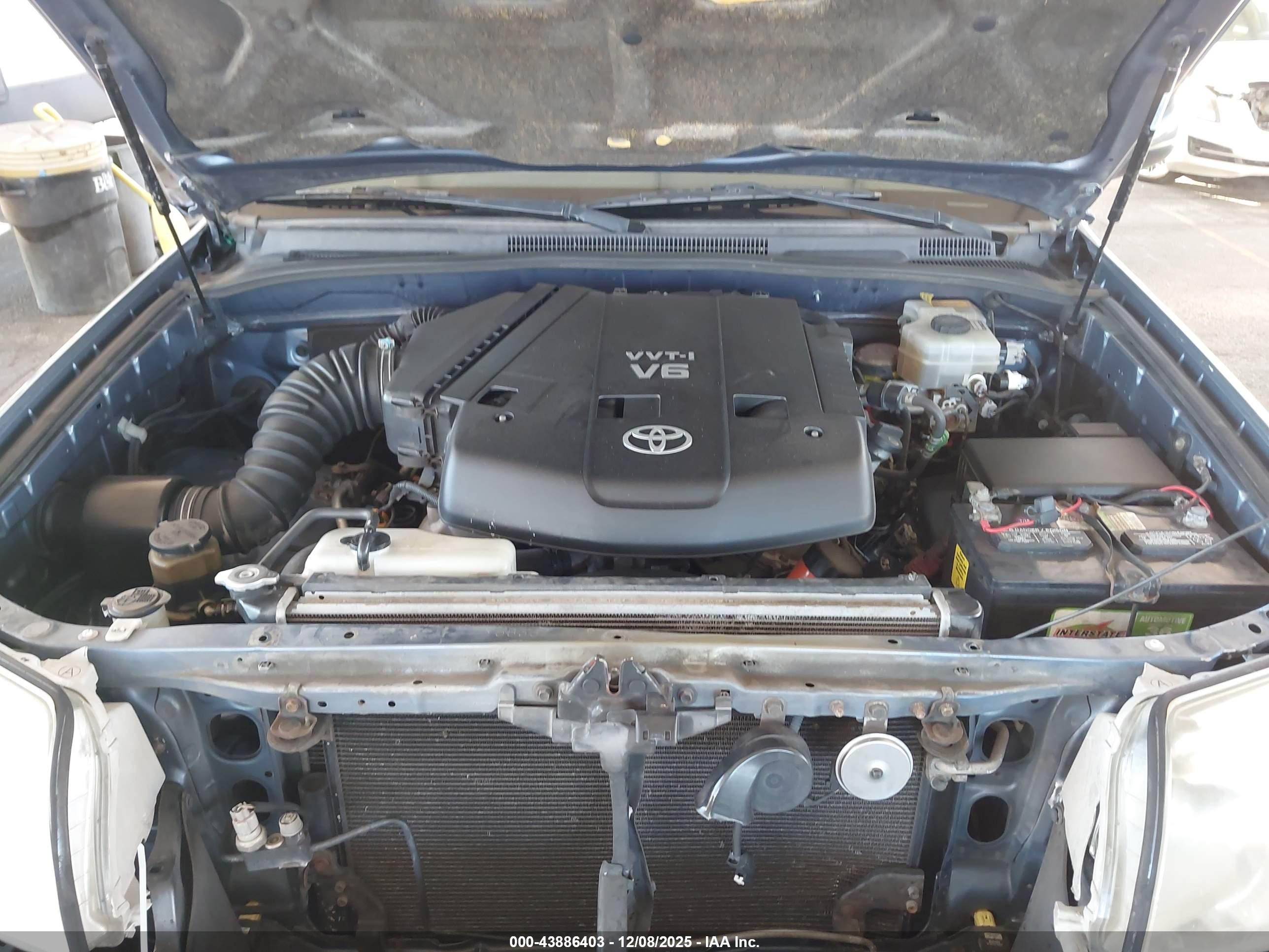 TOYOTA 4RUNNER image 10