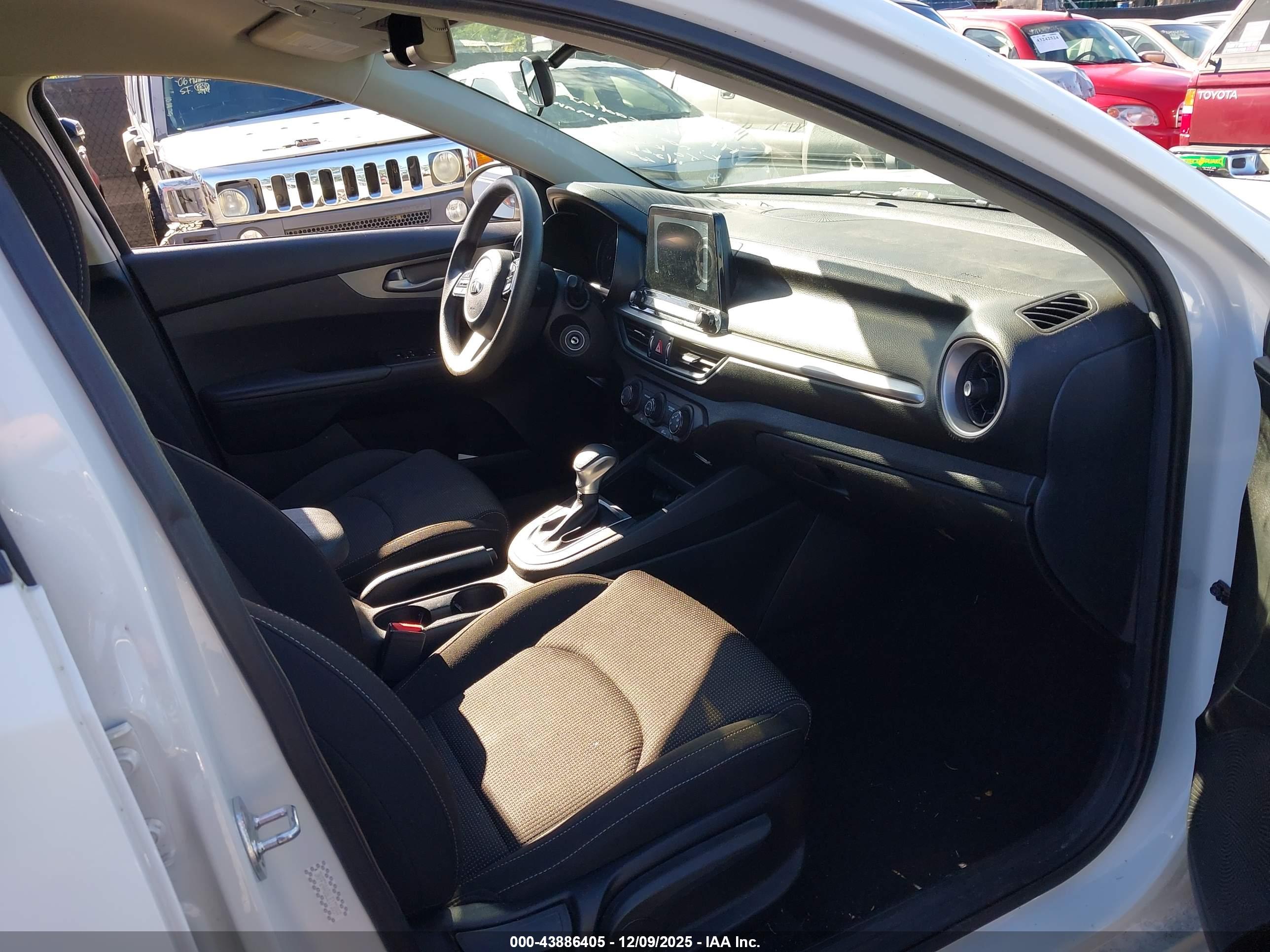 KIA FORTE image 5