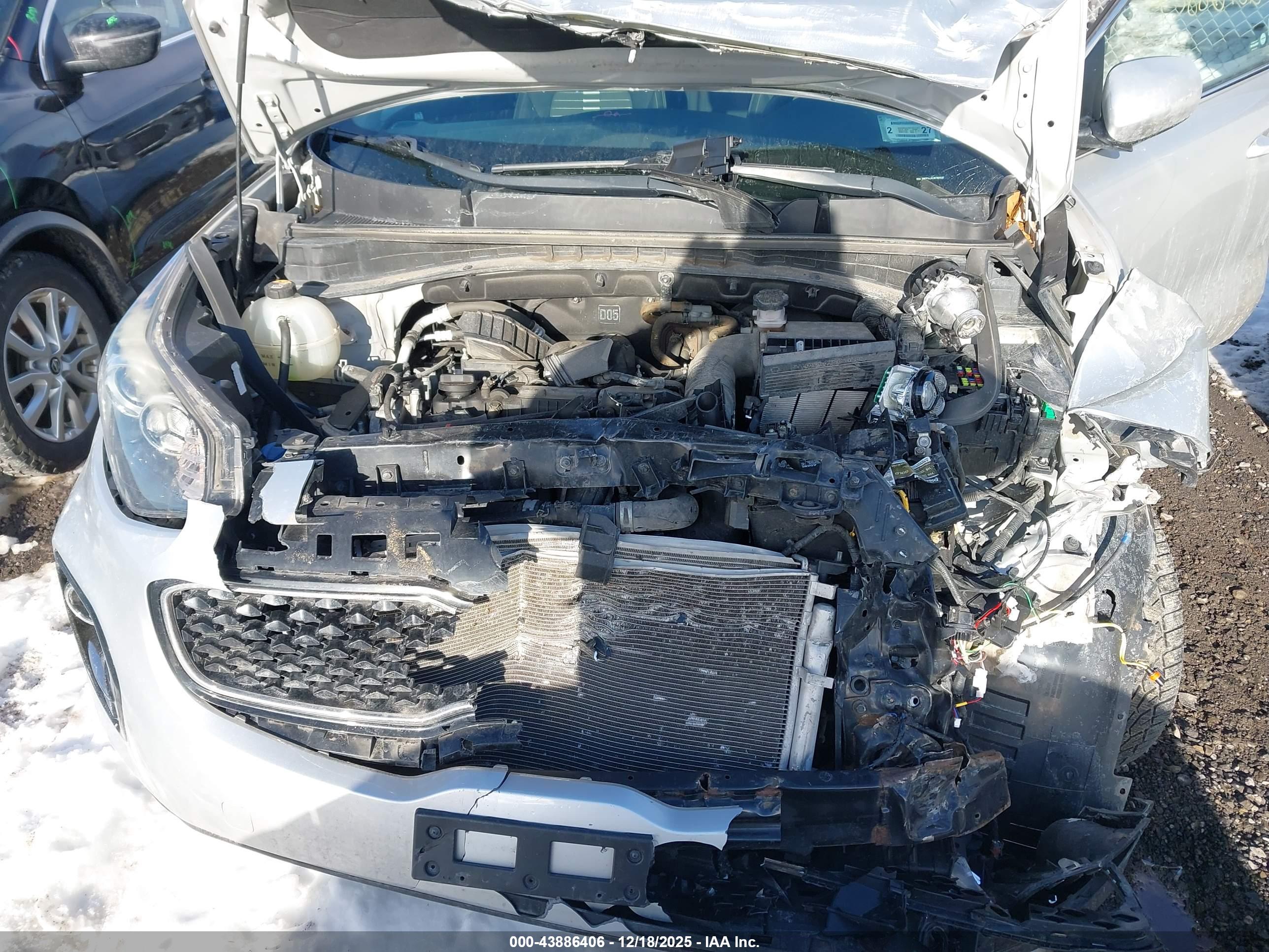 KIA SPORTAGE image 10