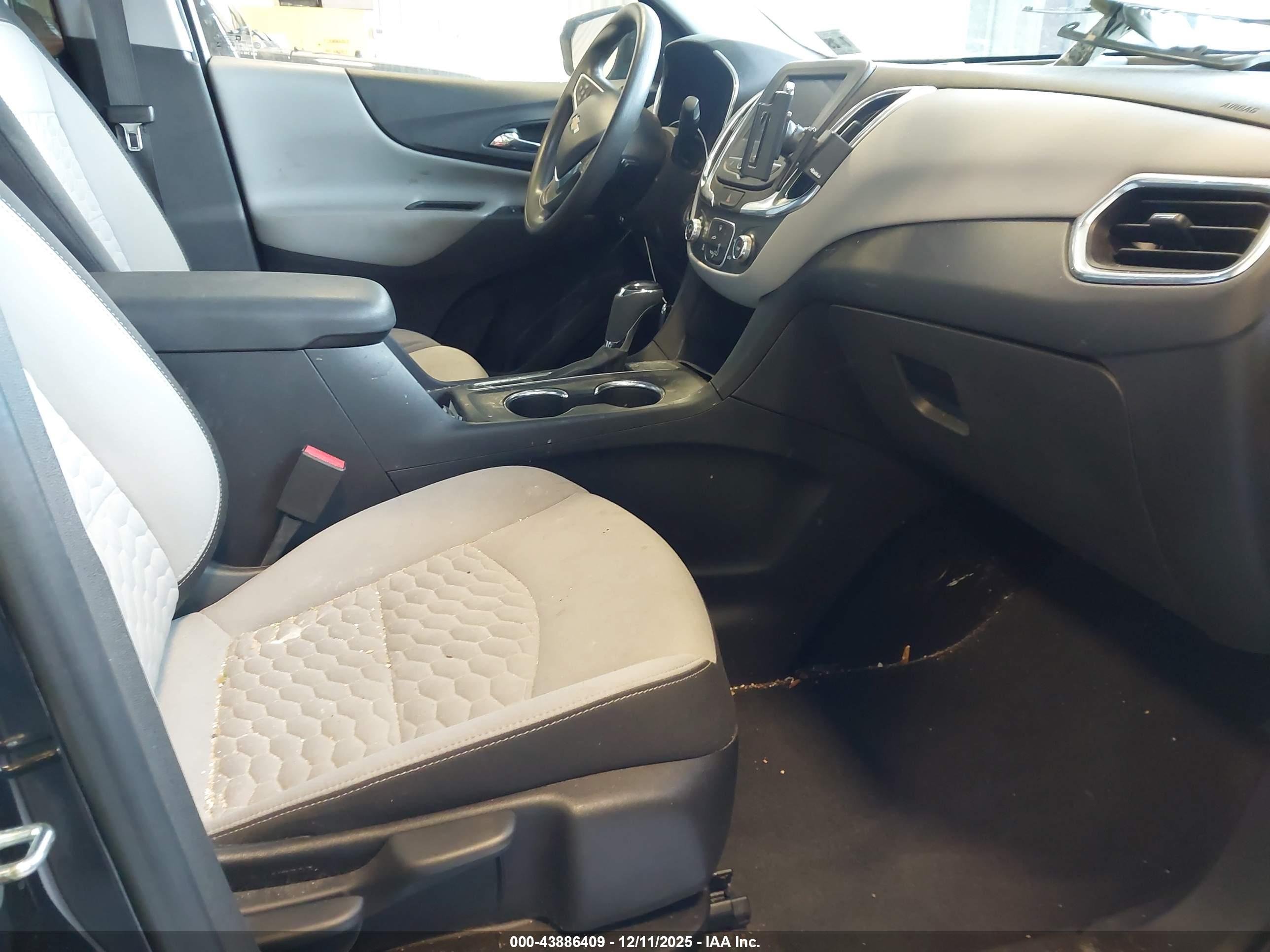 CHEVROLET EQUINOX image 5