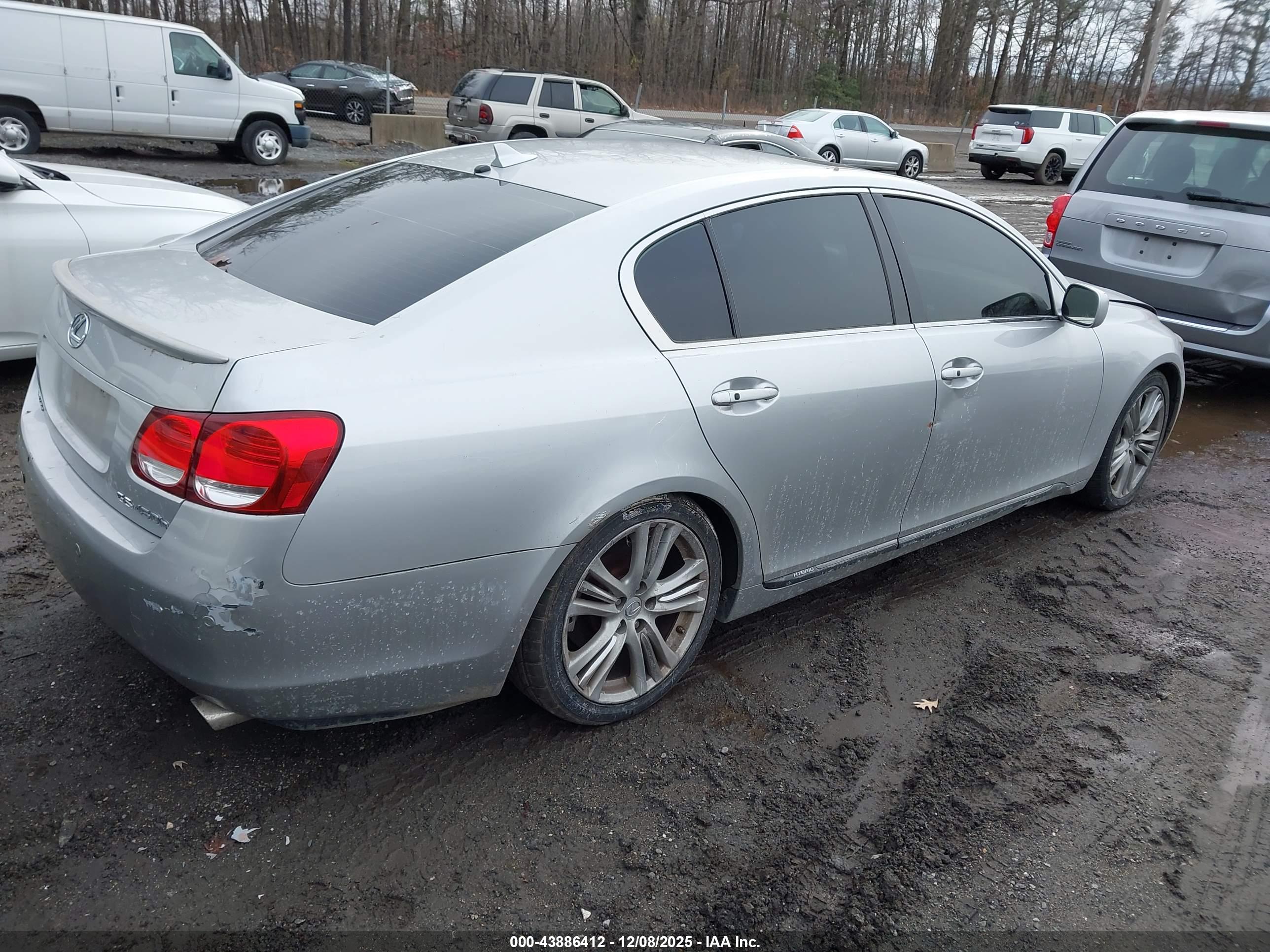 LEXUS GS image 4