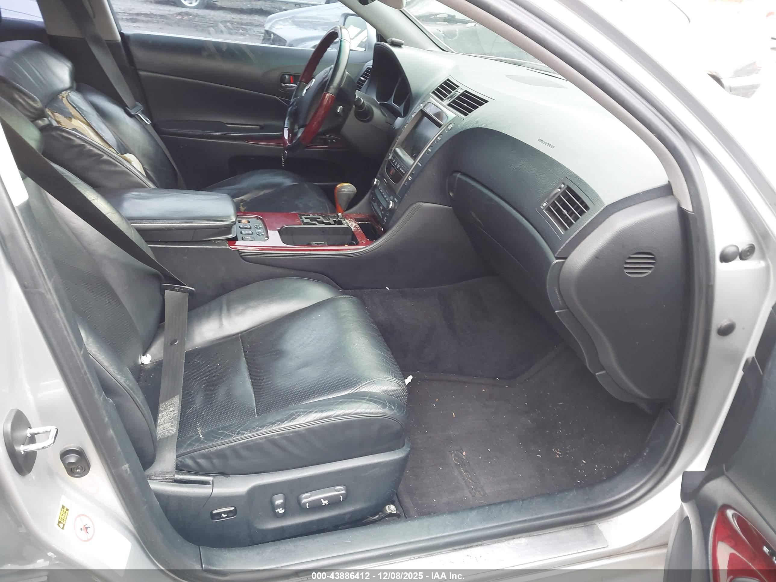 LEXUS GS image 5