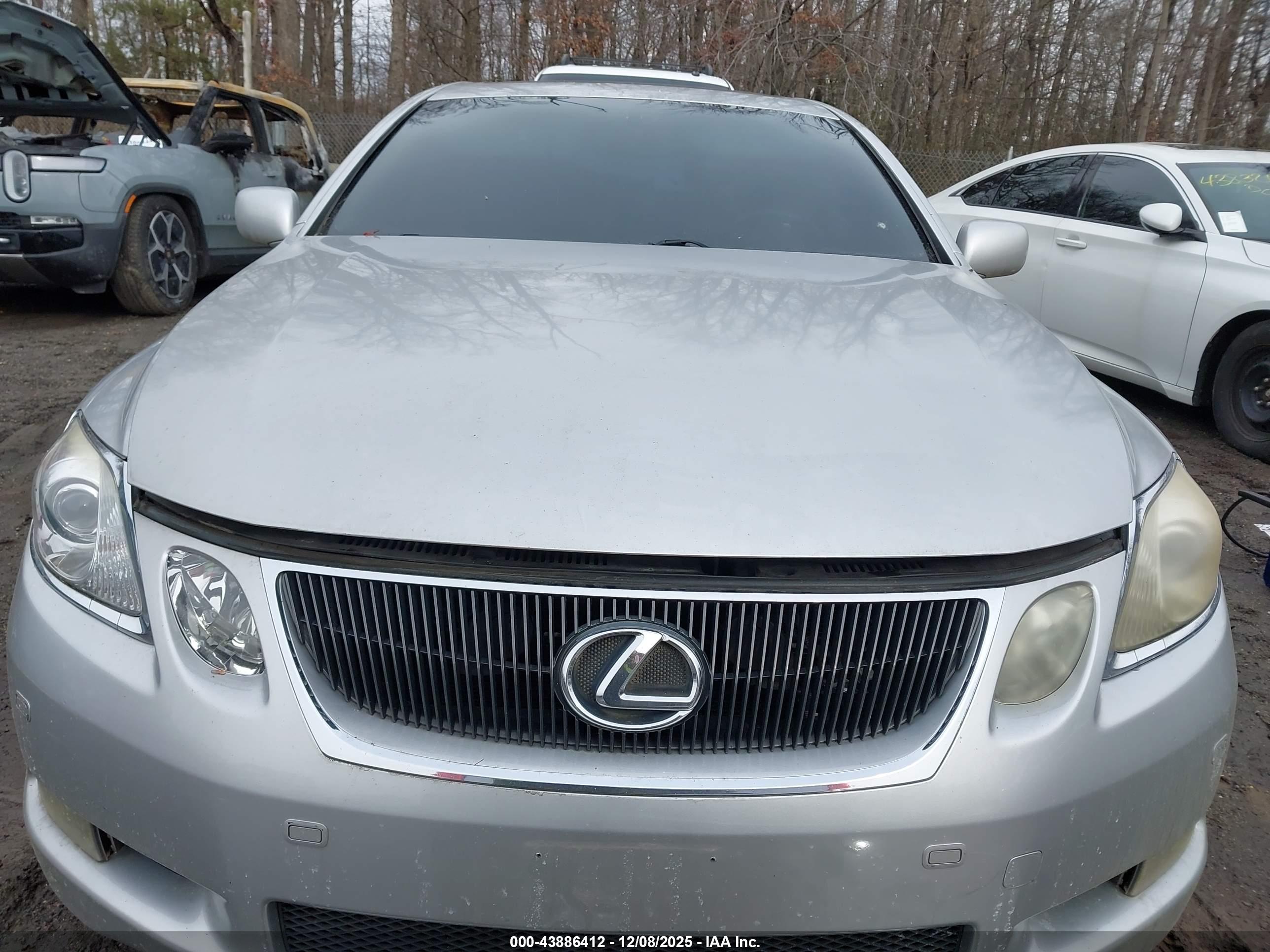 LEXUS GS image 6