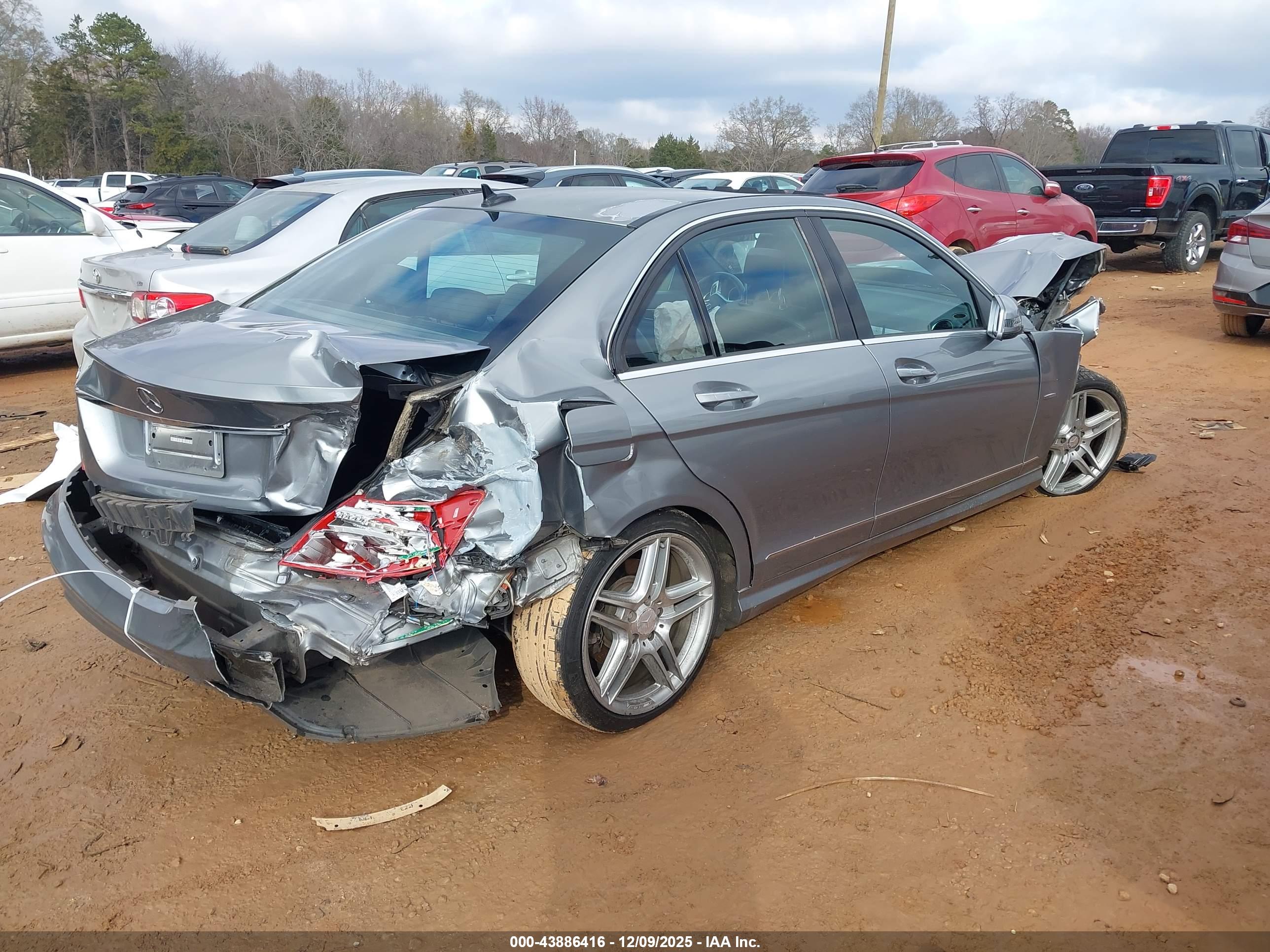MERCEDES-BENZ C image 4