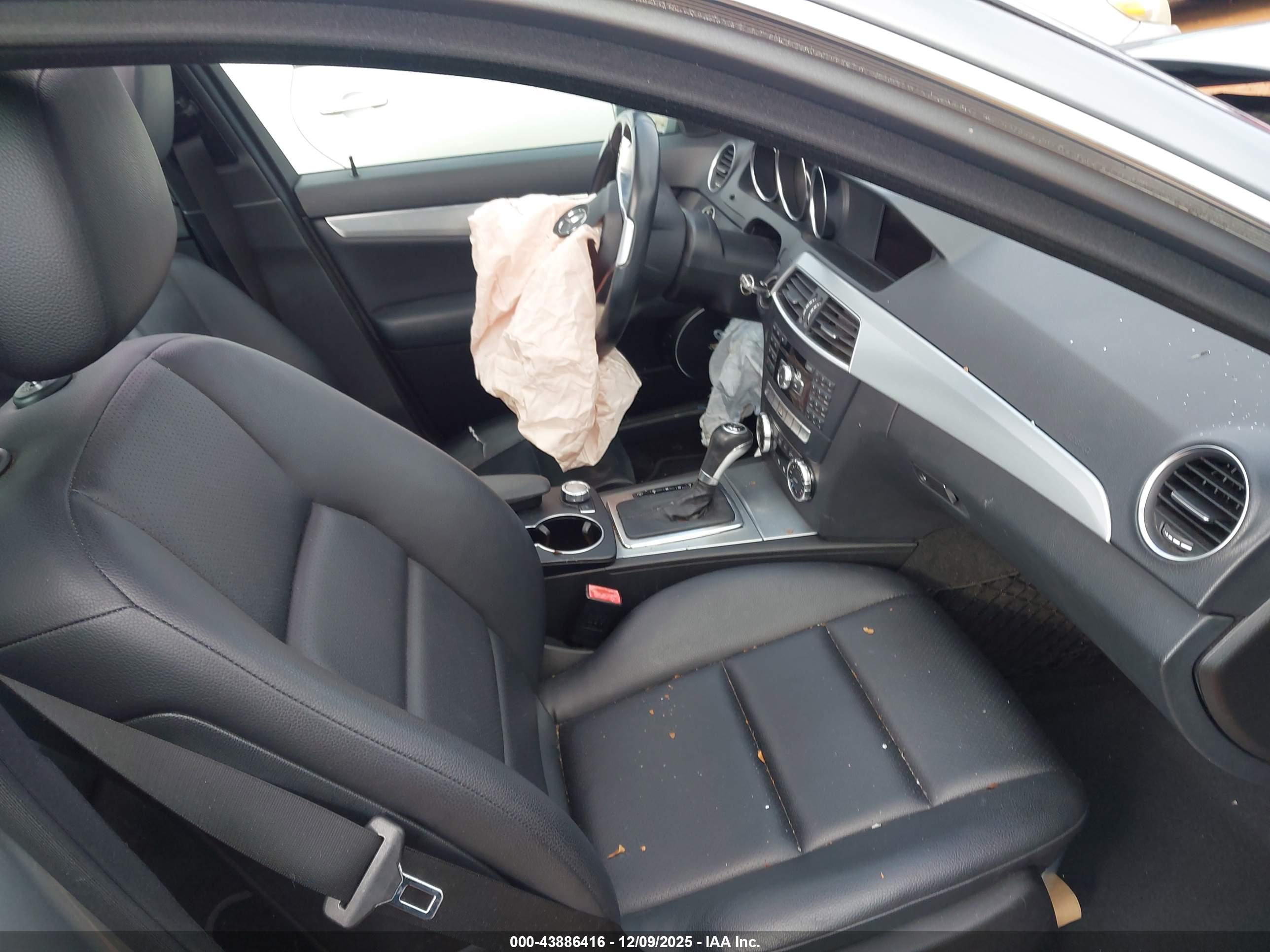 MERCEDES-BENZ C image 5