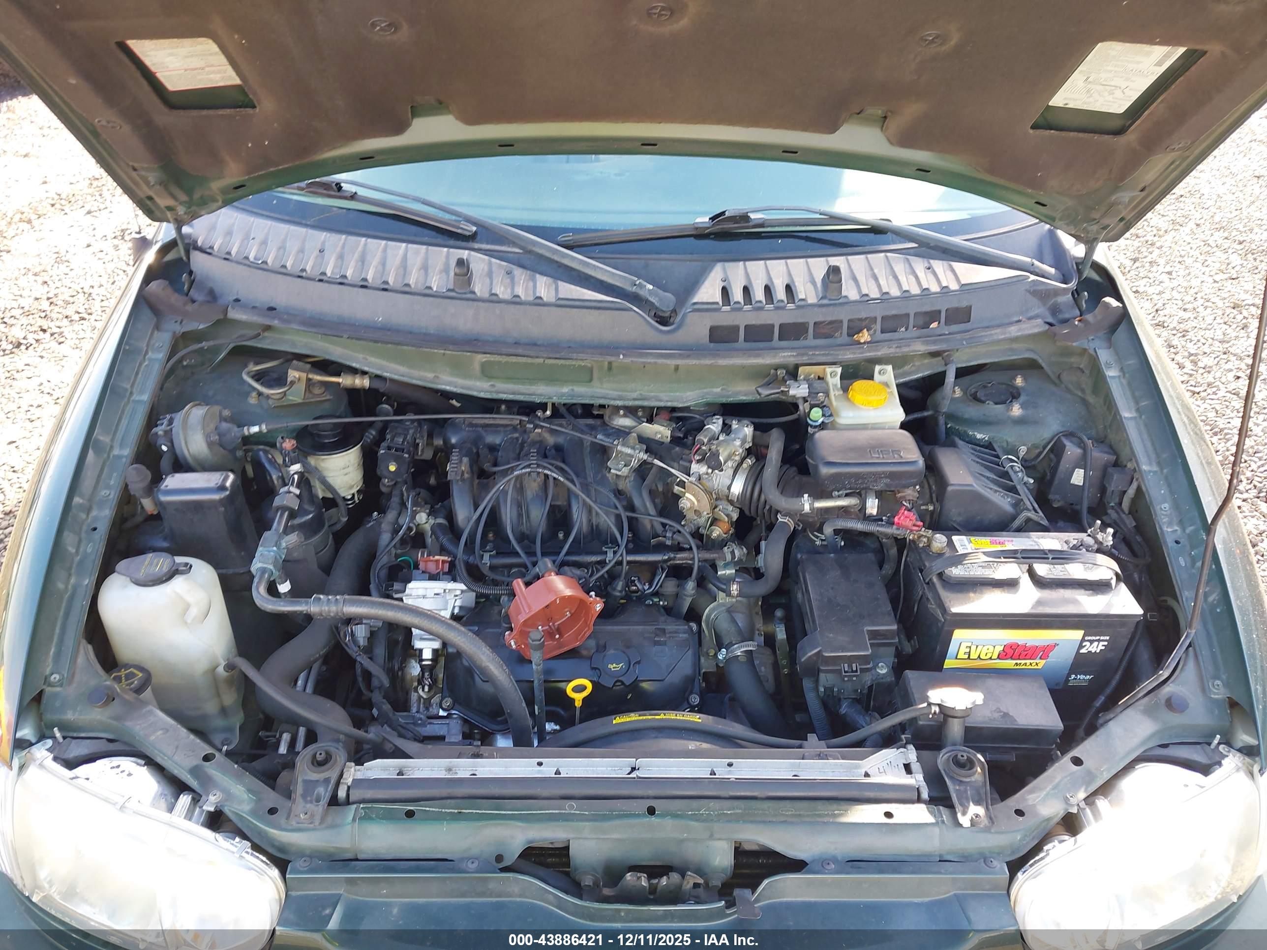 NISSAN QUEST image 10