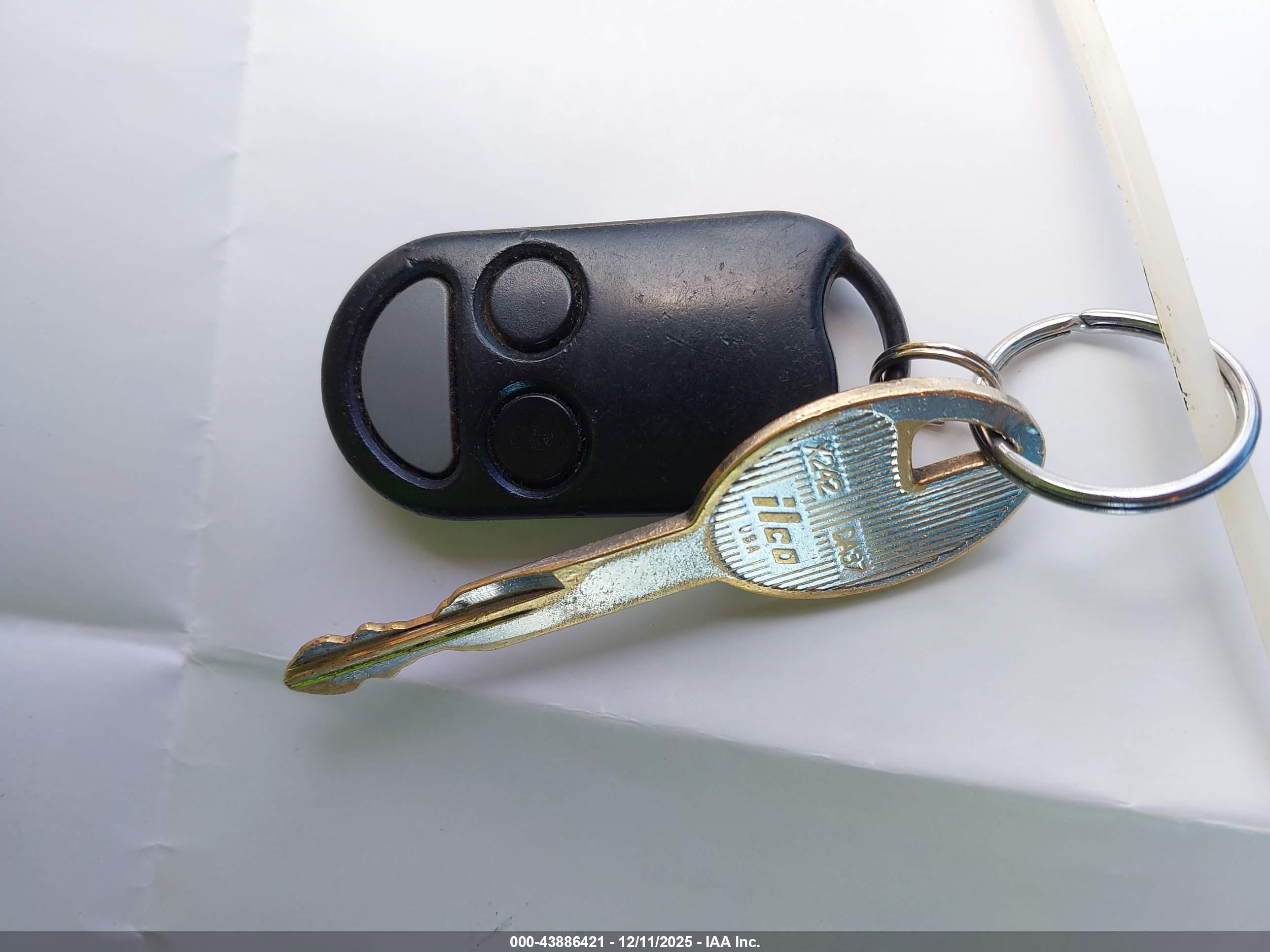 NISSAN QUEST image 11