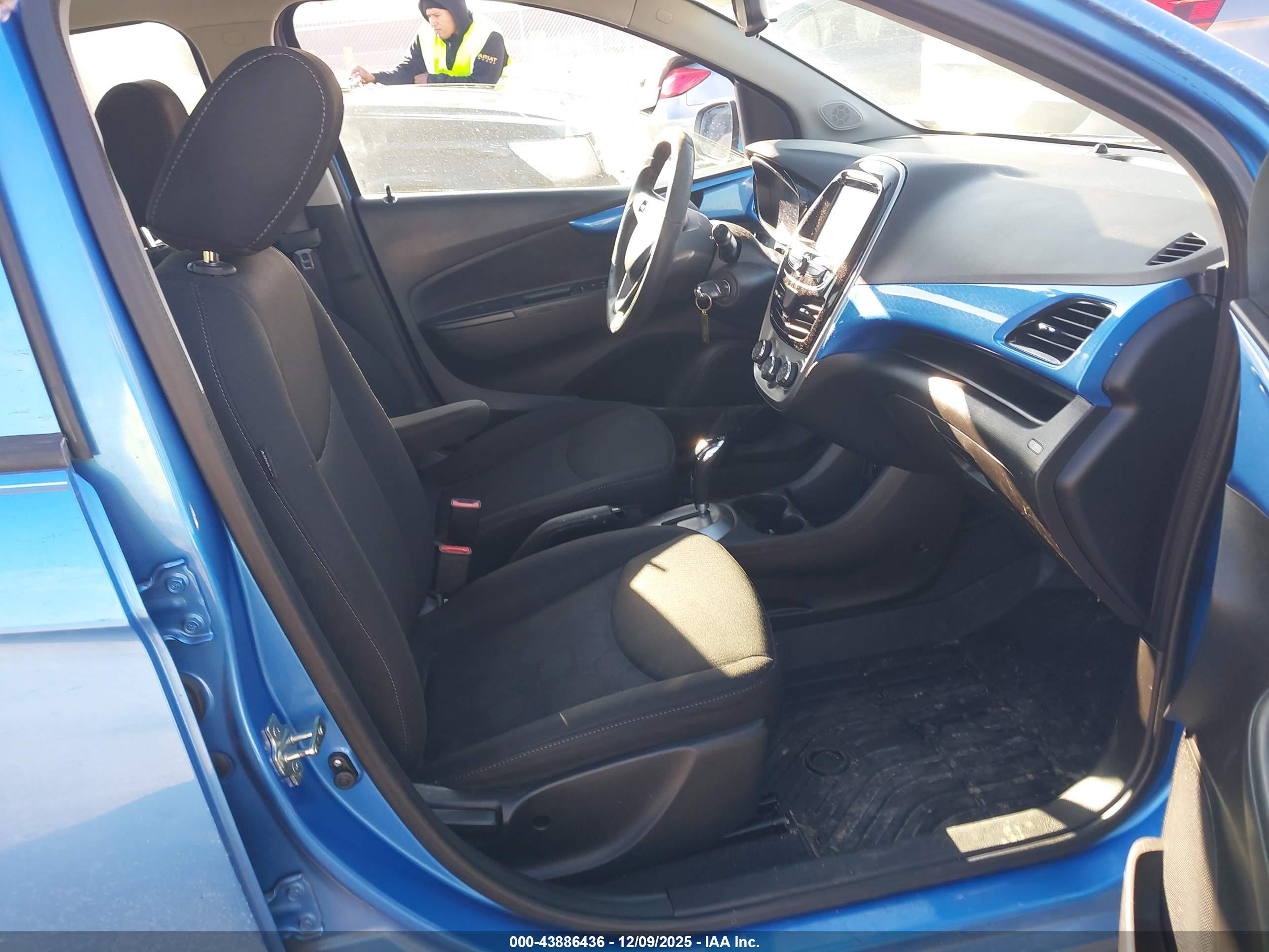CHEVROLET SPARK image 5