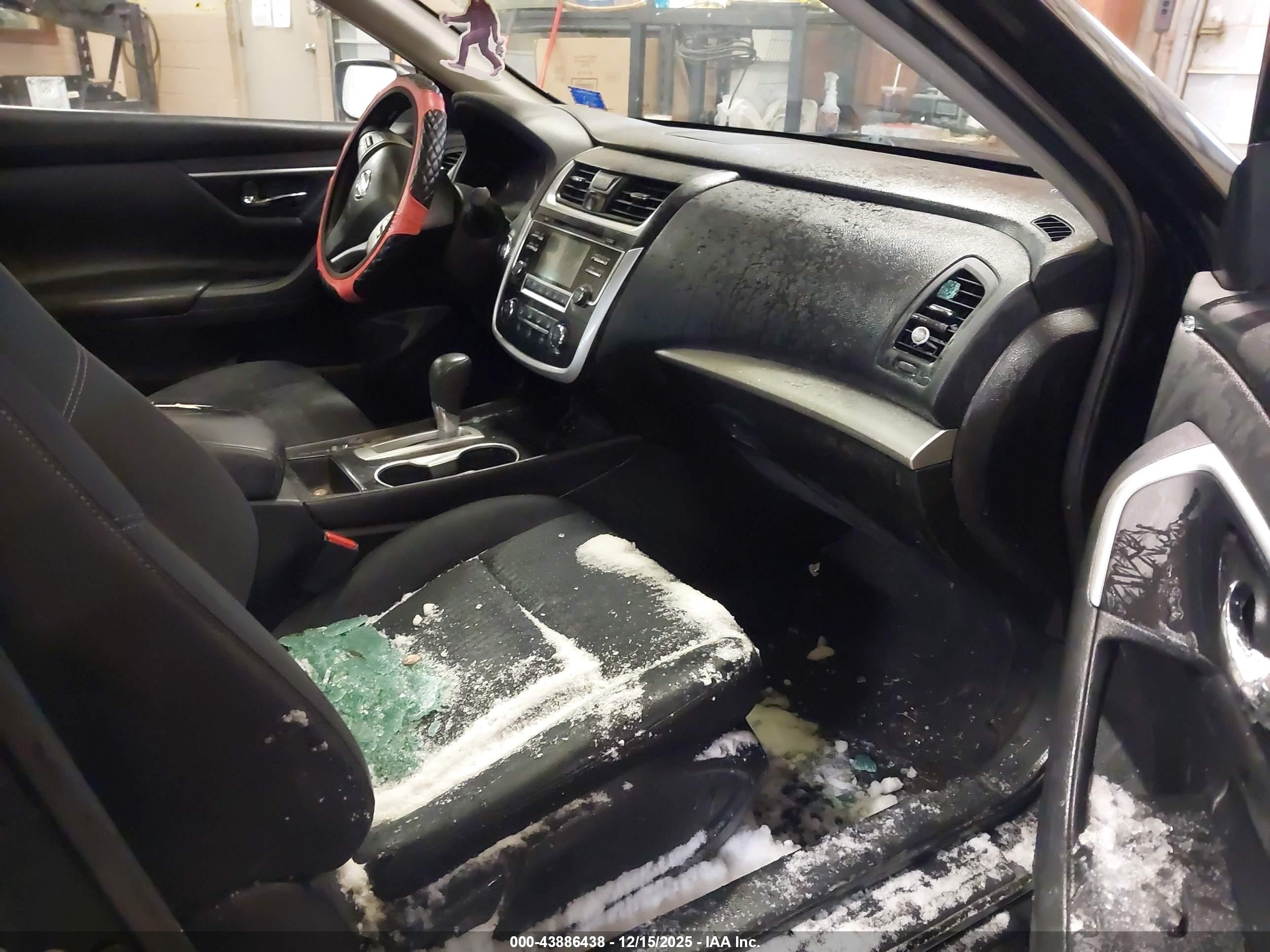 NISSAN ALTIMA image 5
