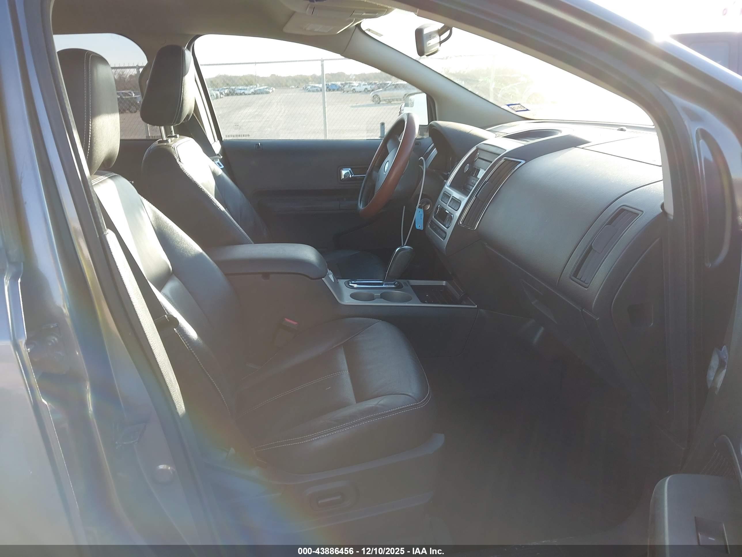 FORD EDGE image 5