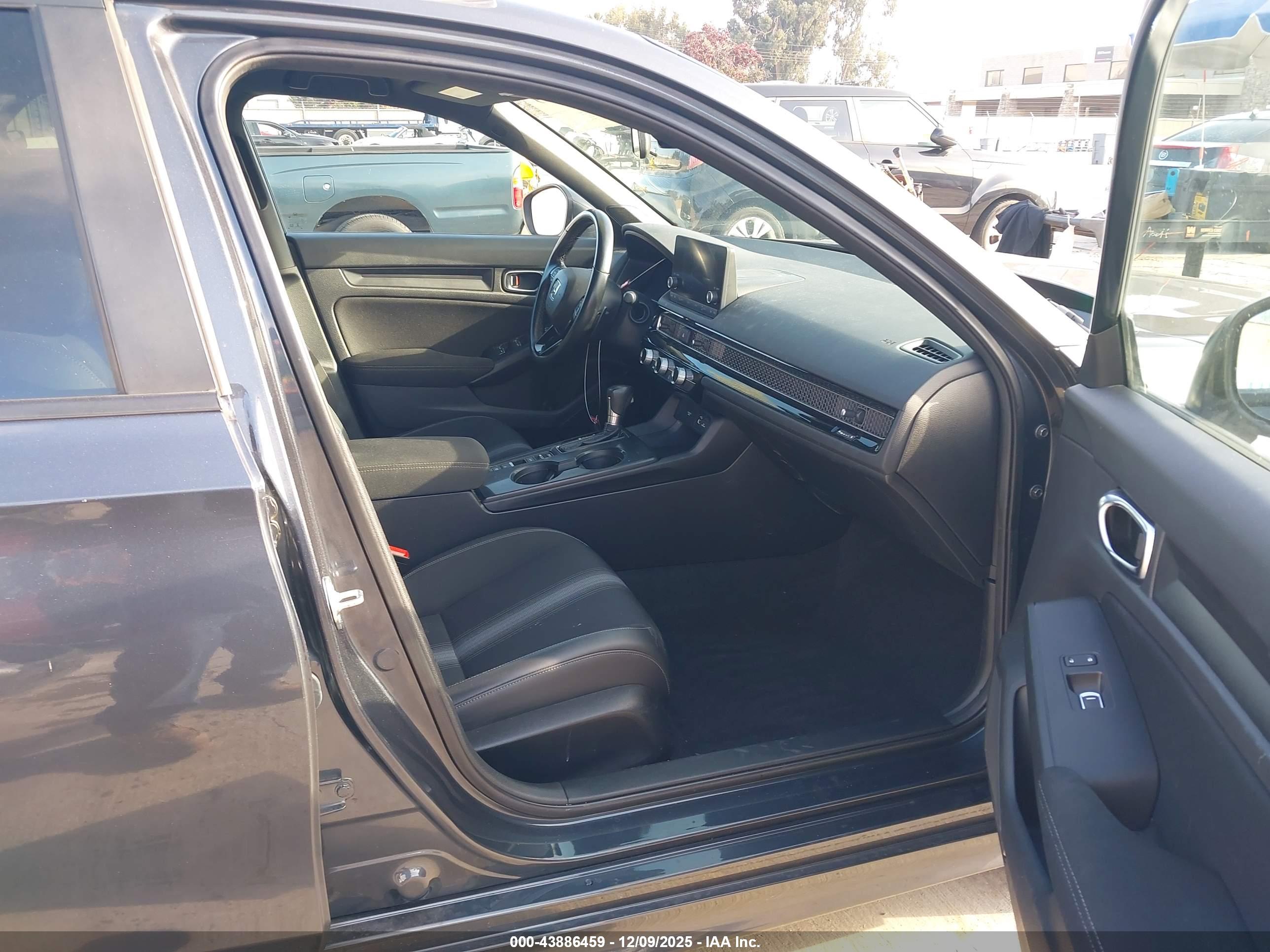 HONDA CIVIC image 5