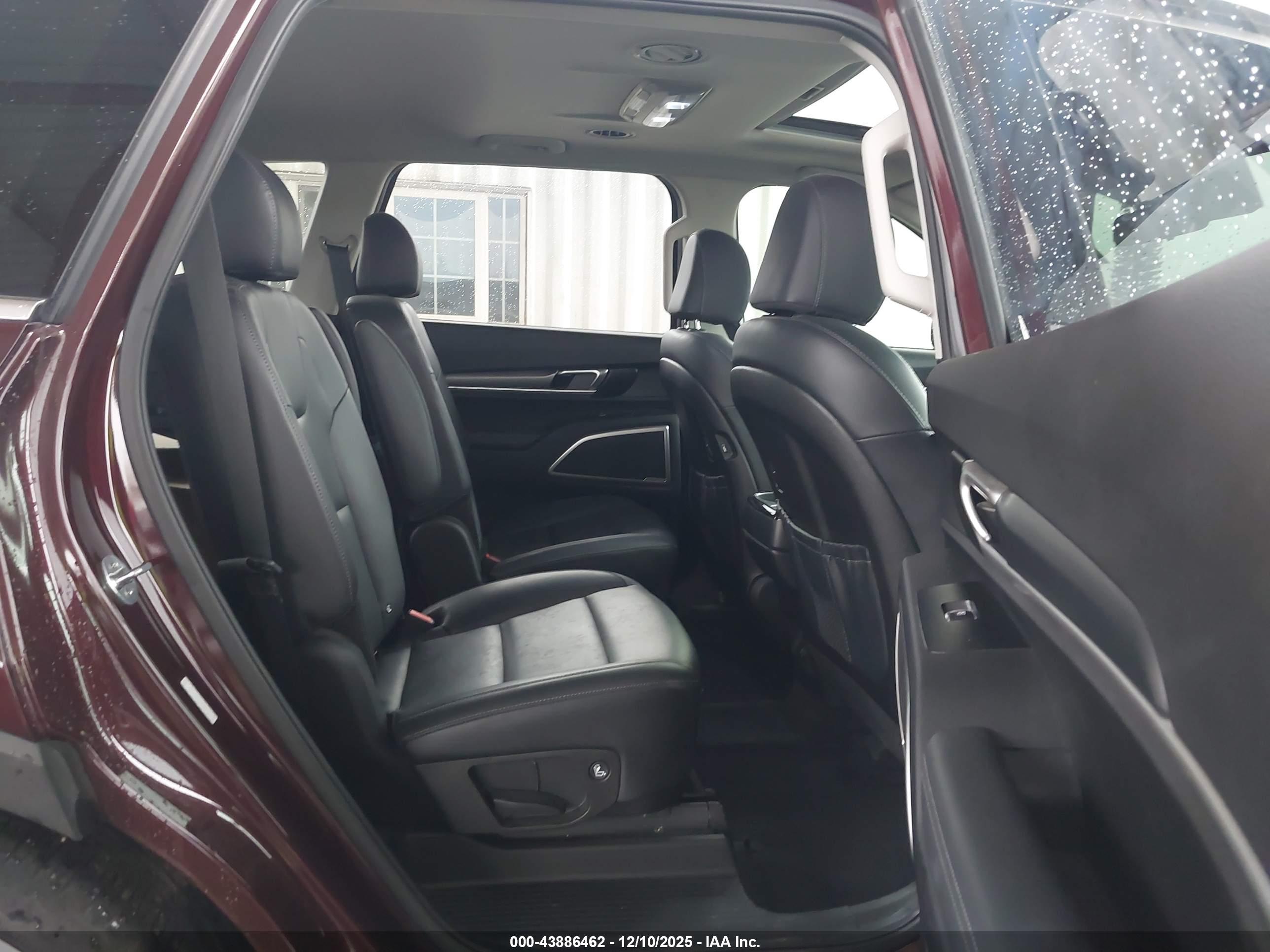 KIA TELLURIDE image 8