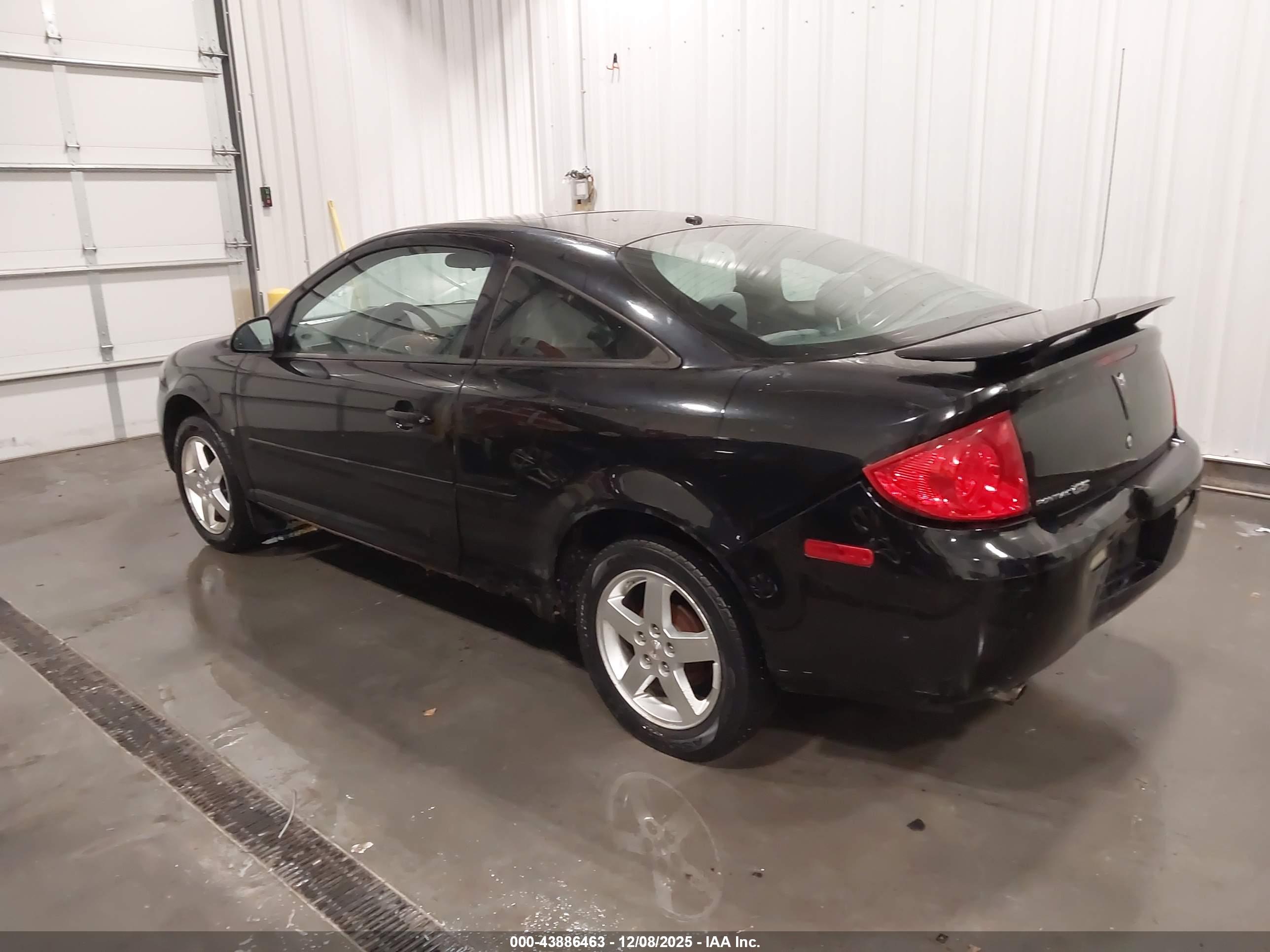 PONTIAC G5 image 3