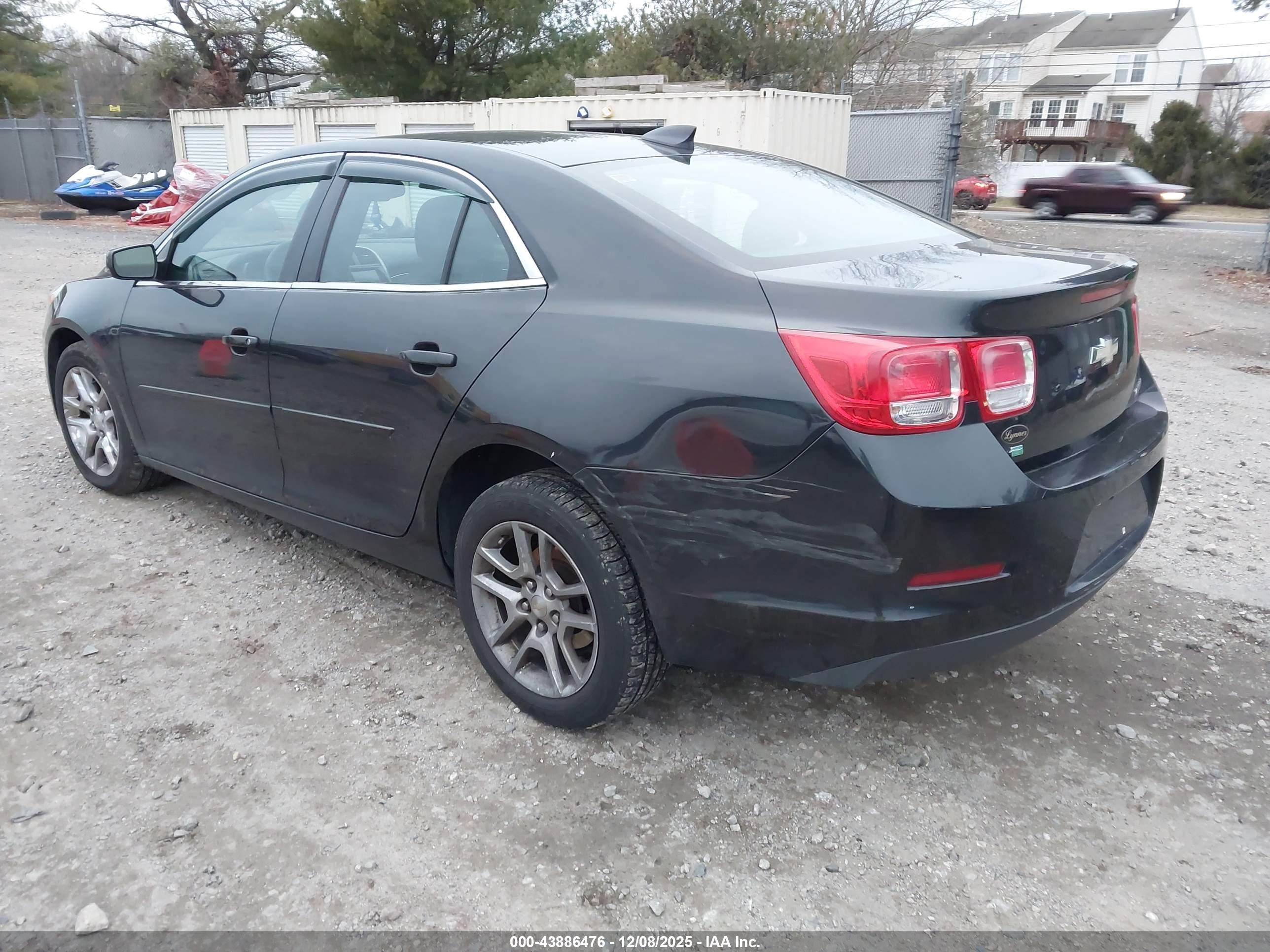 CHEVROLET MALIBU image 3