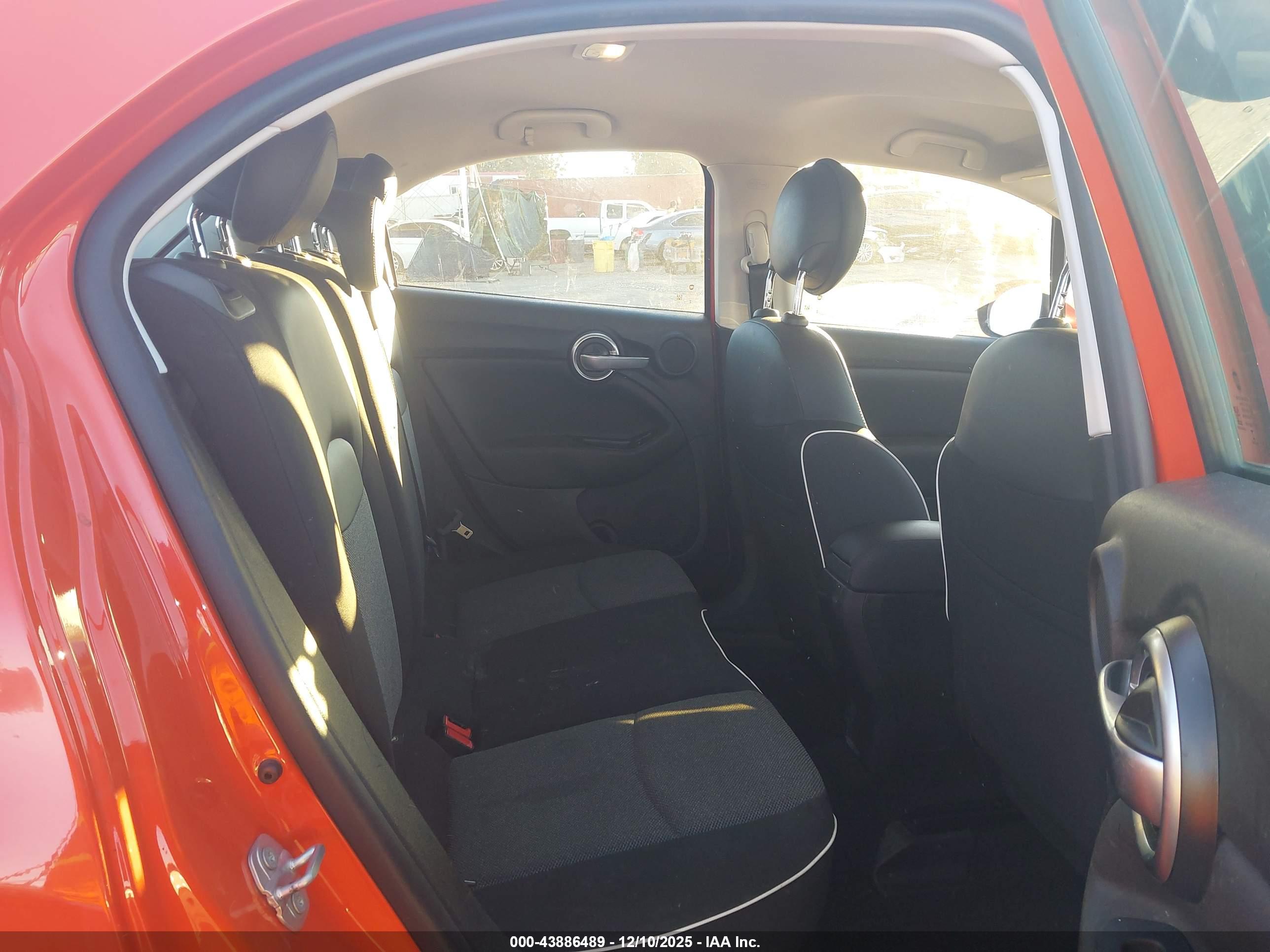FIAT 500X image 8