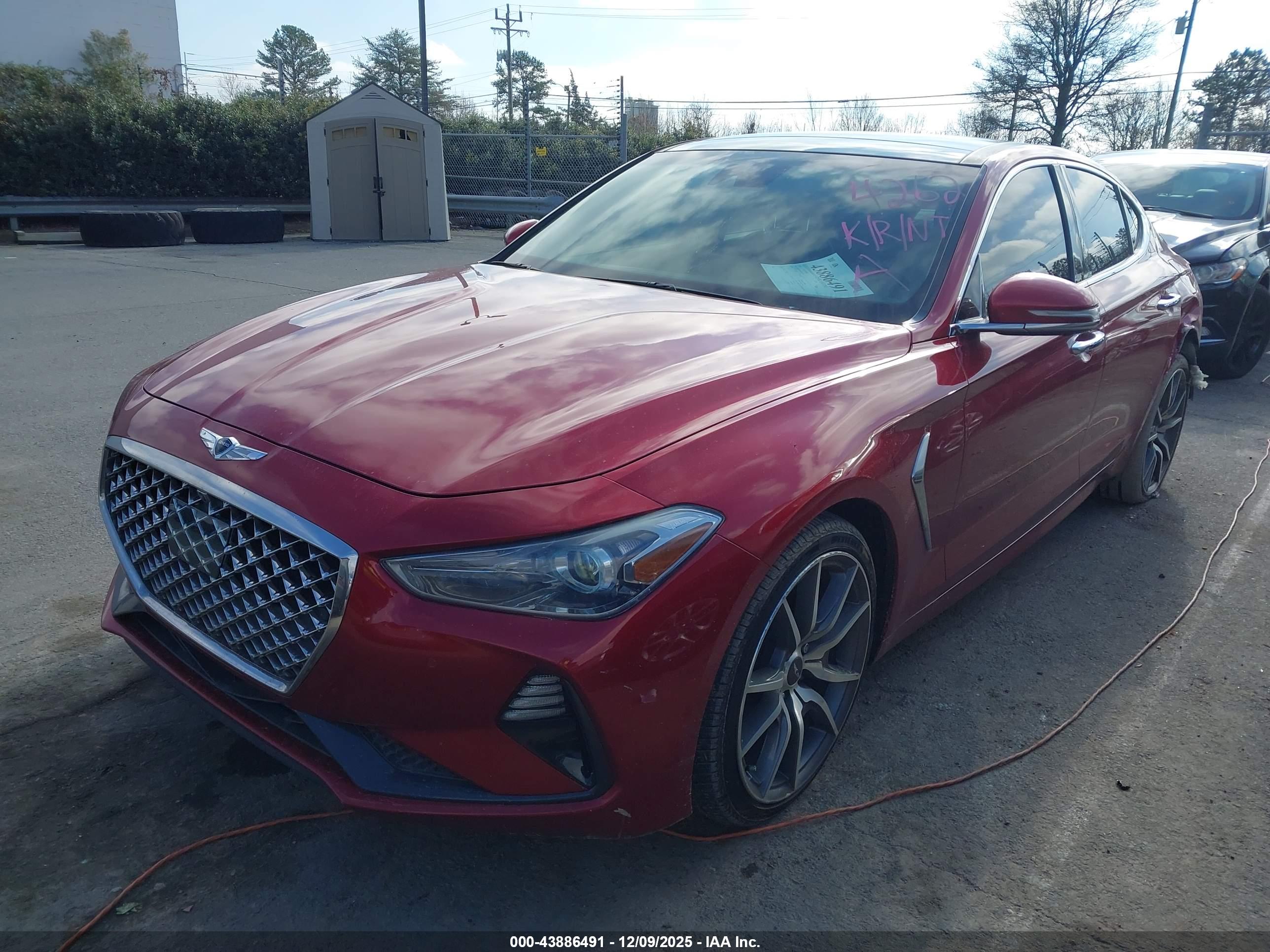 GENESIS G70 image 2