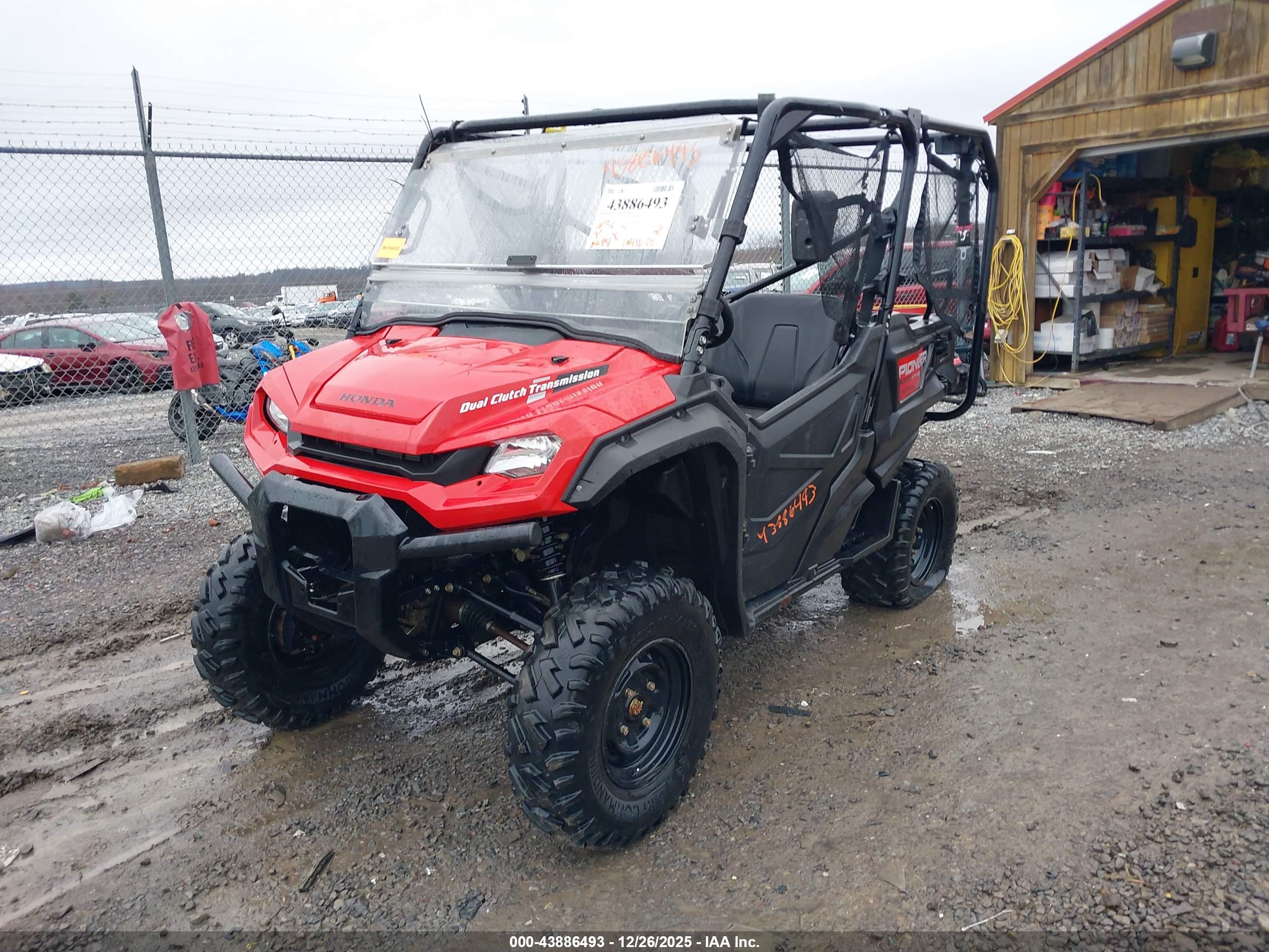 HONDA SXS1000 image 2