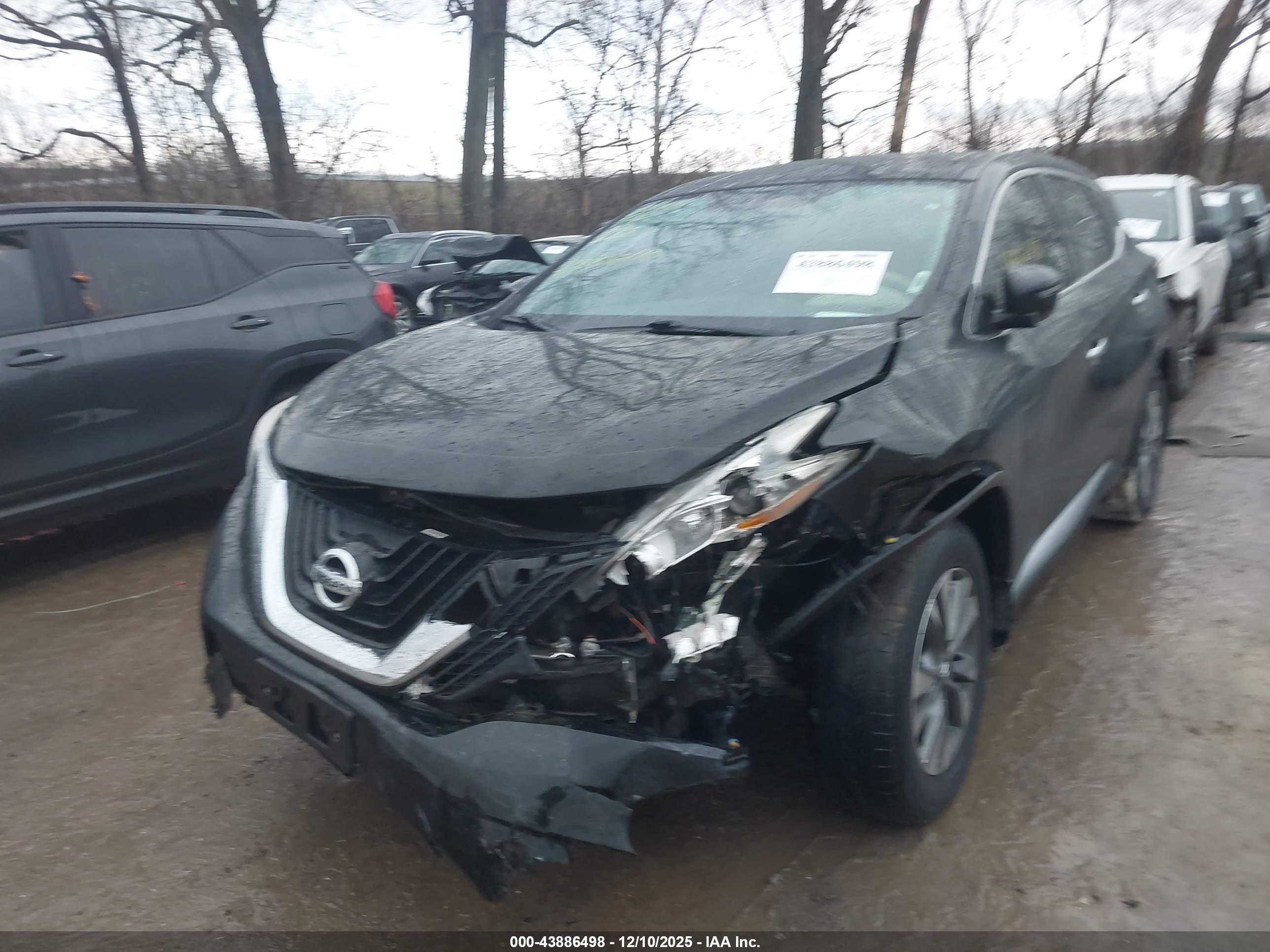 NISSAN MURANO image 2