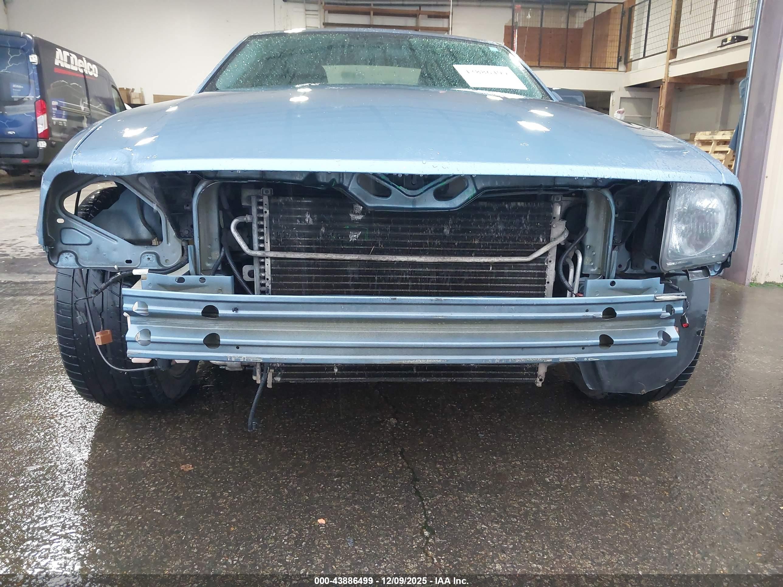 FORD MUSTANG image 6