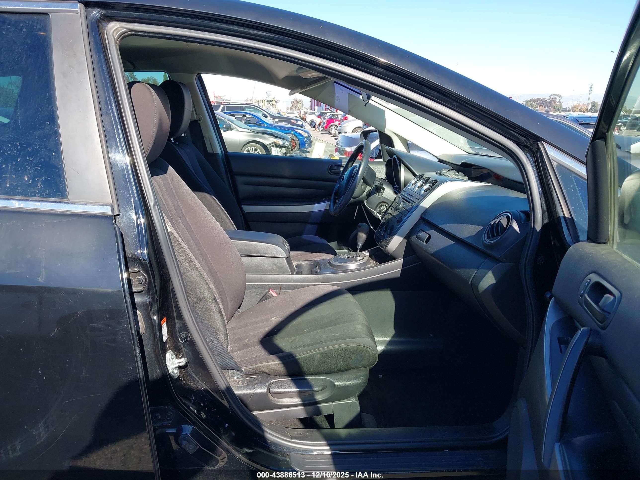 MAZDA CX-7 image 5