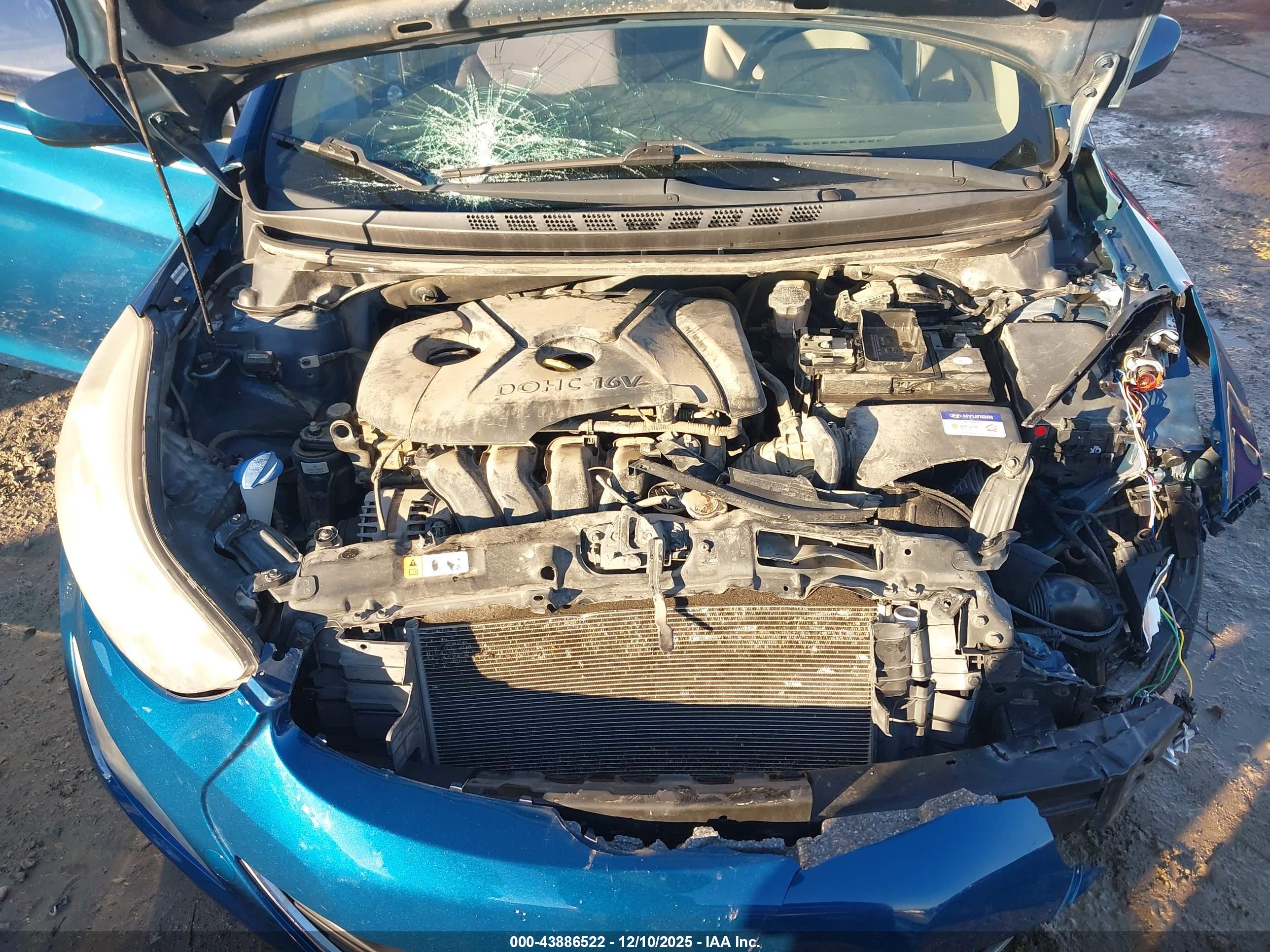 HYUNDAI ELANTRA image 10