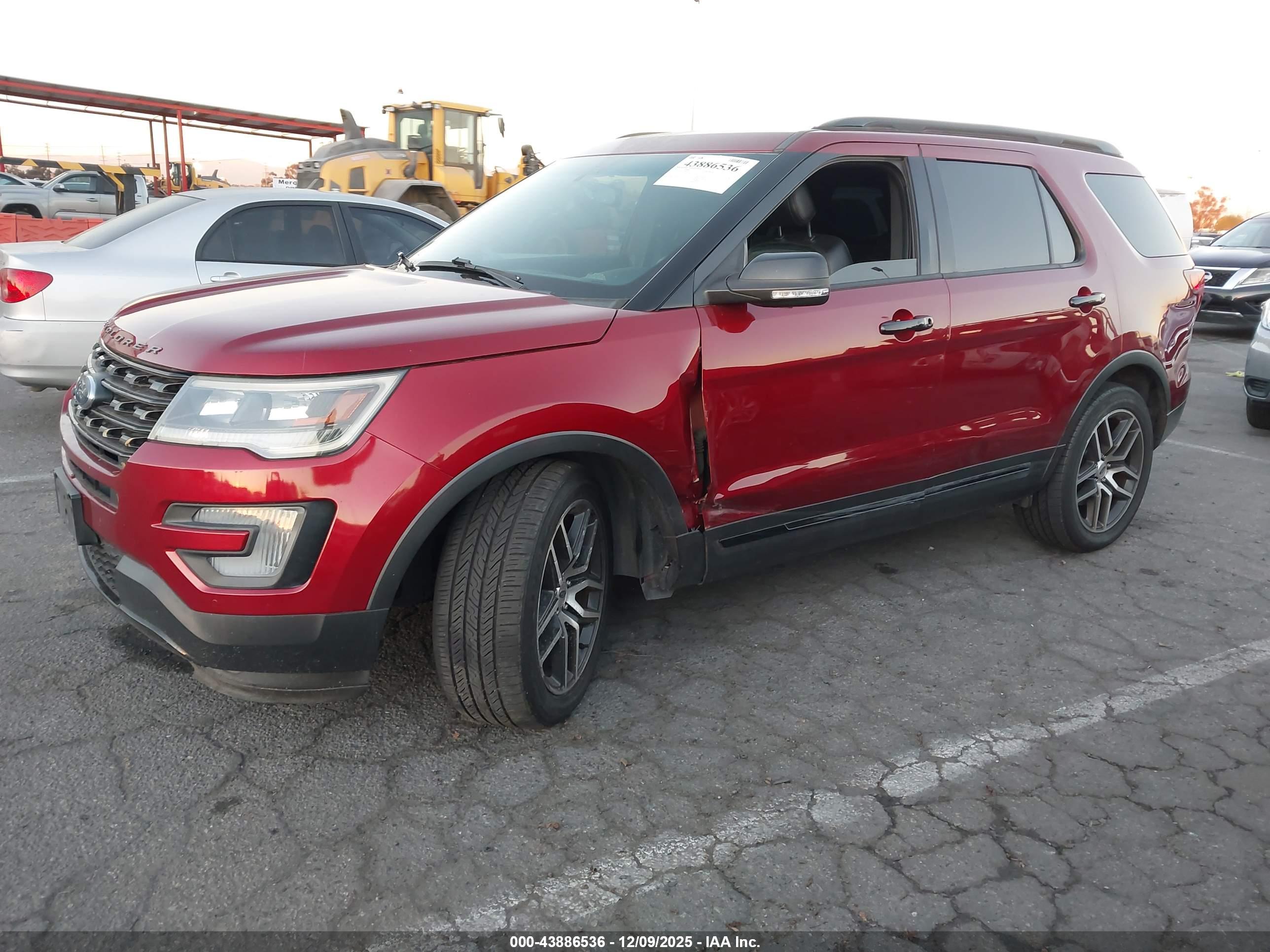 FORD EXPLORER image 2