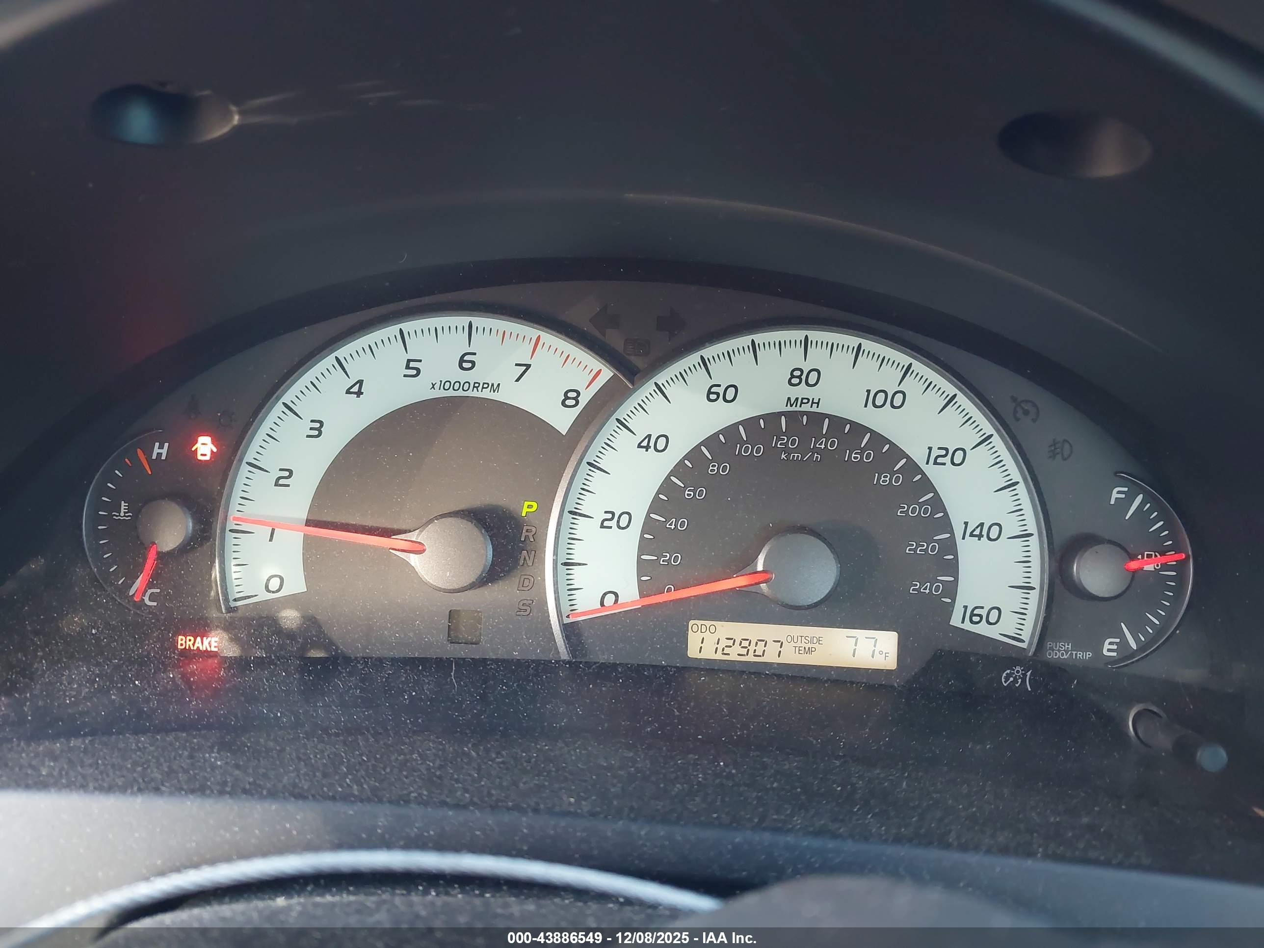 TOYOTA CAMRY image 7