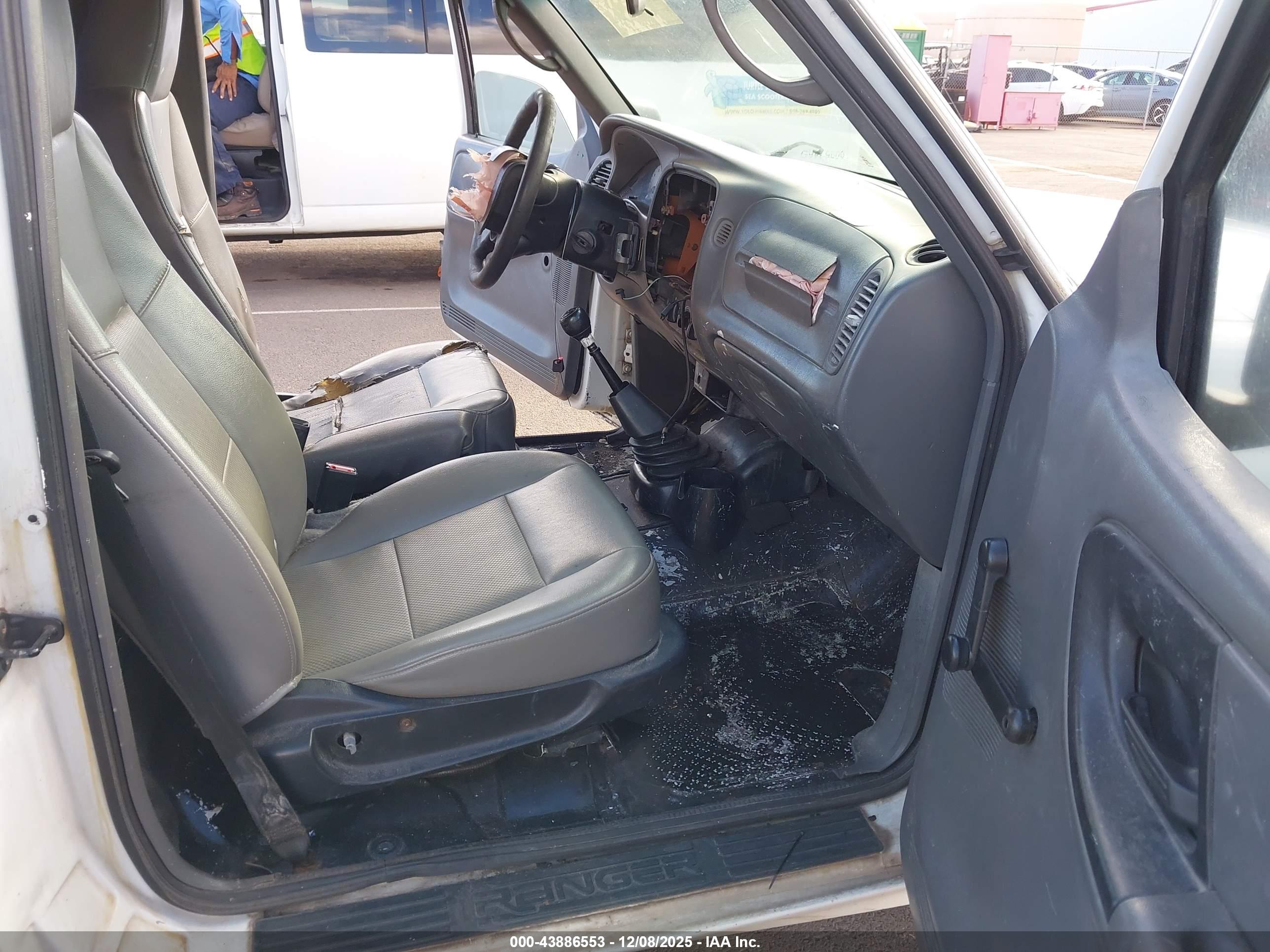 FORD RANGER image 5