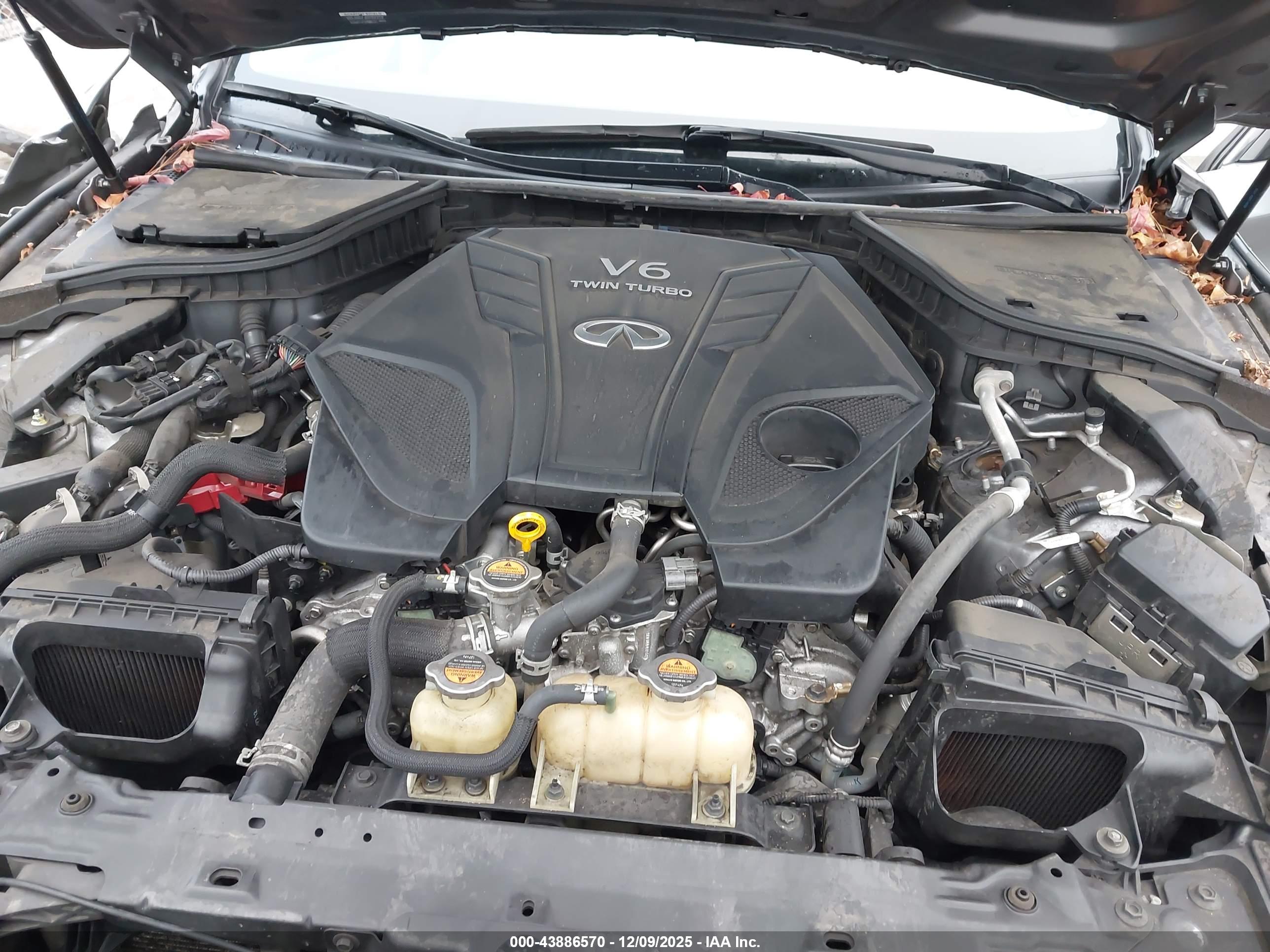 INFINITI Q50 image 10