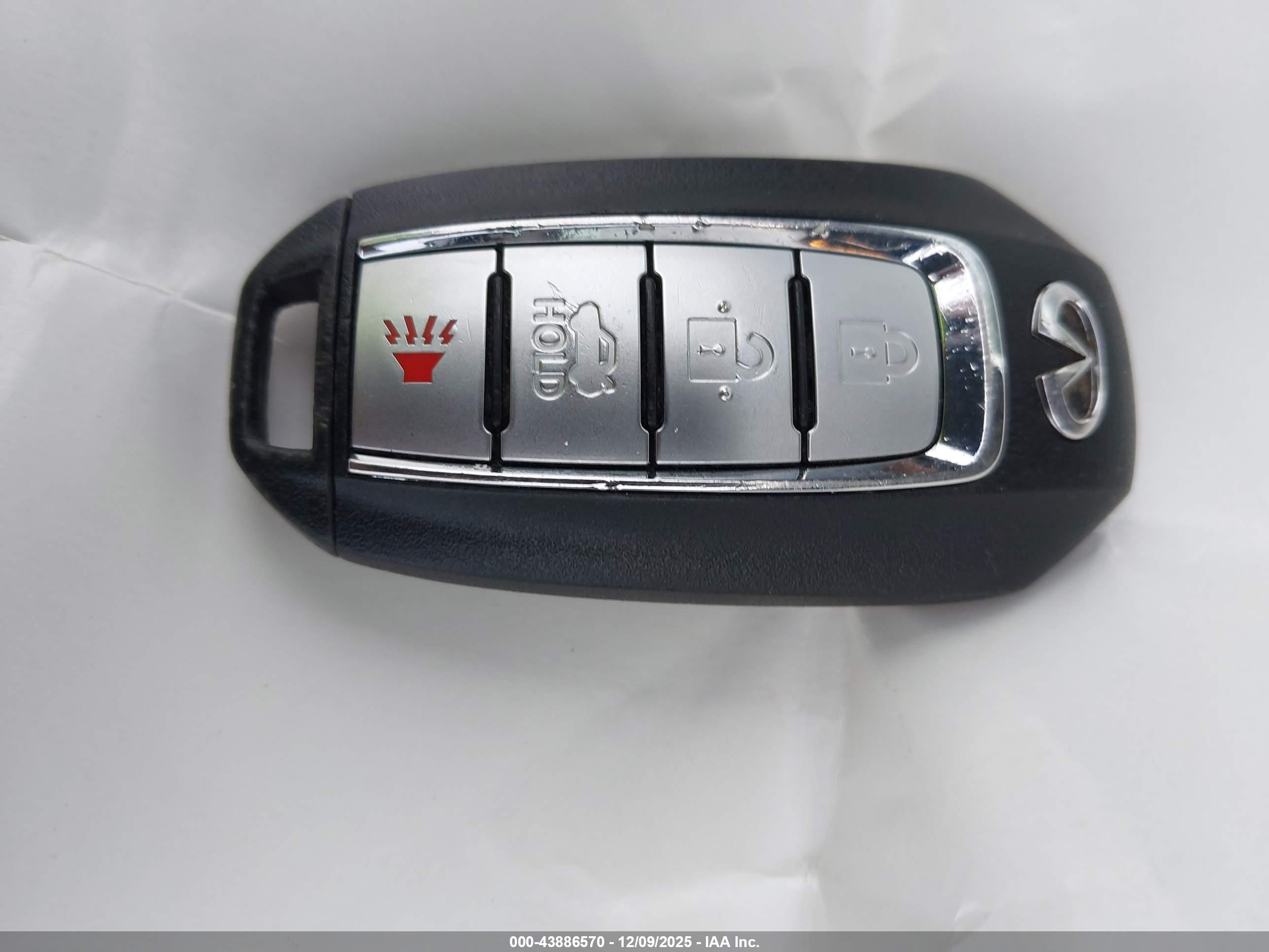 INFINITI Q50 image 11