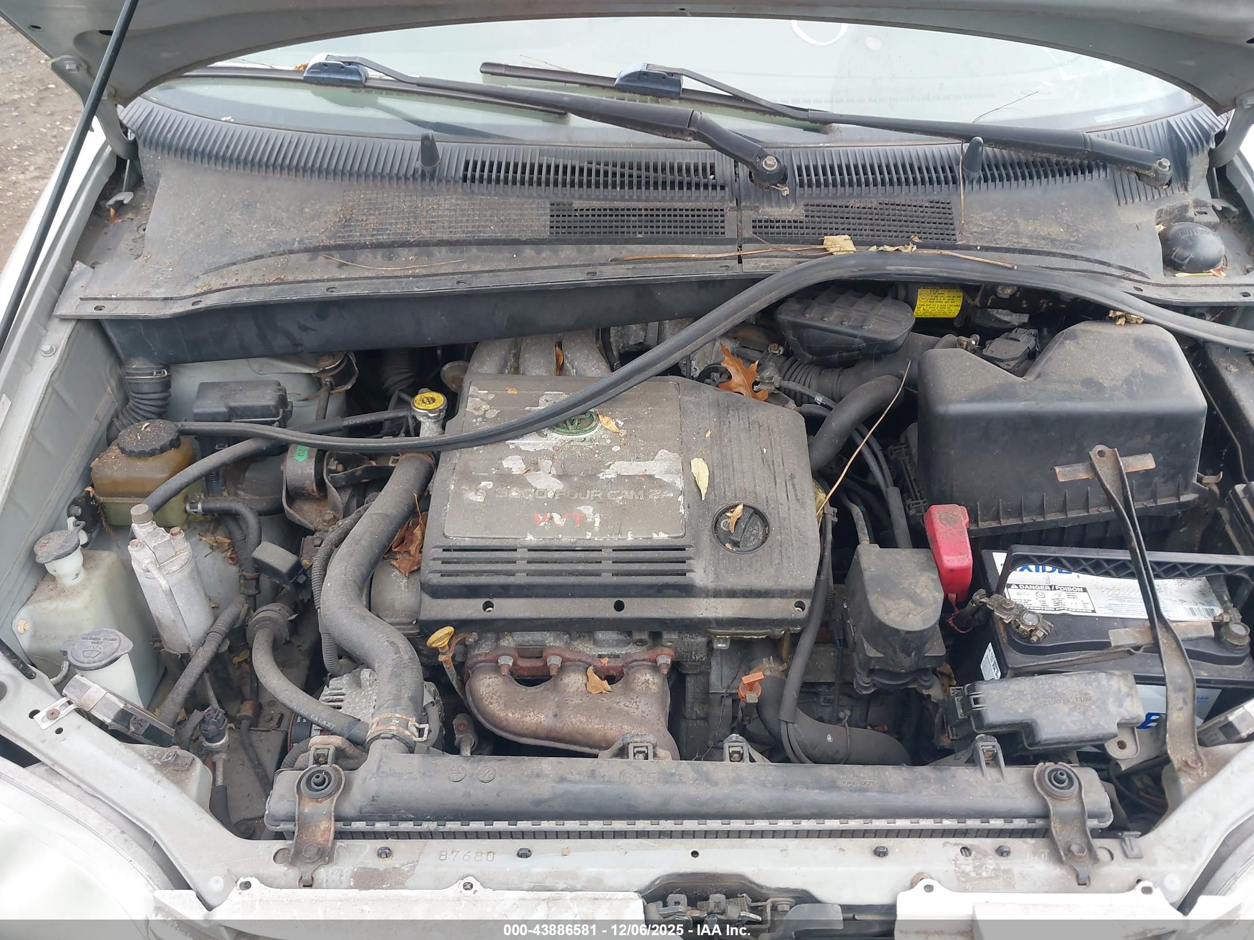 TOYOTA SIENNA image 10