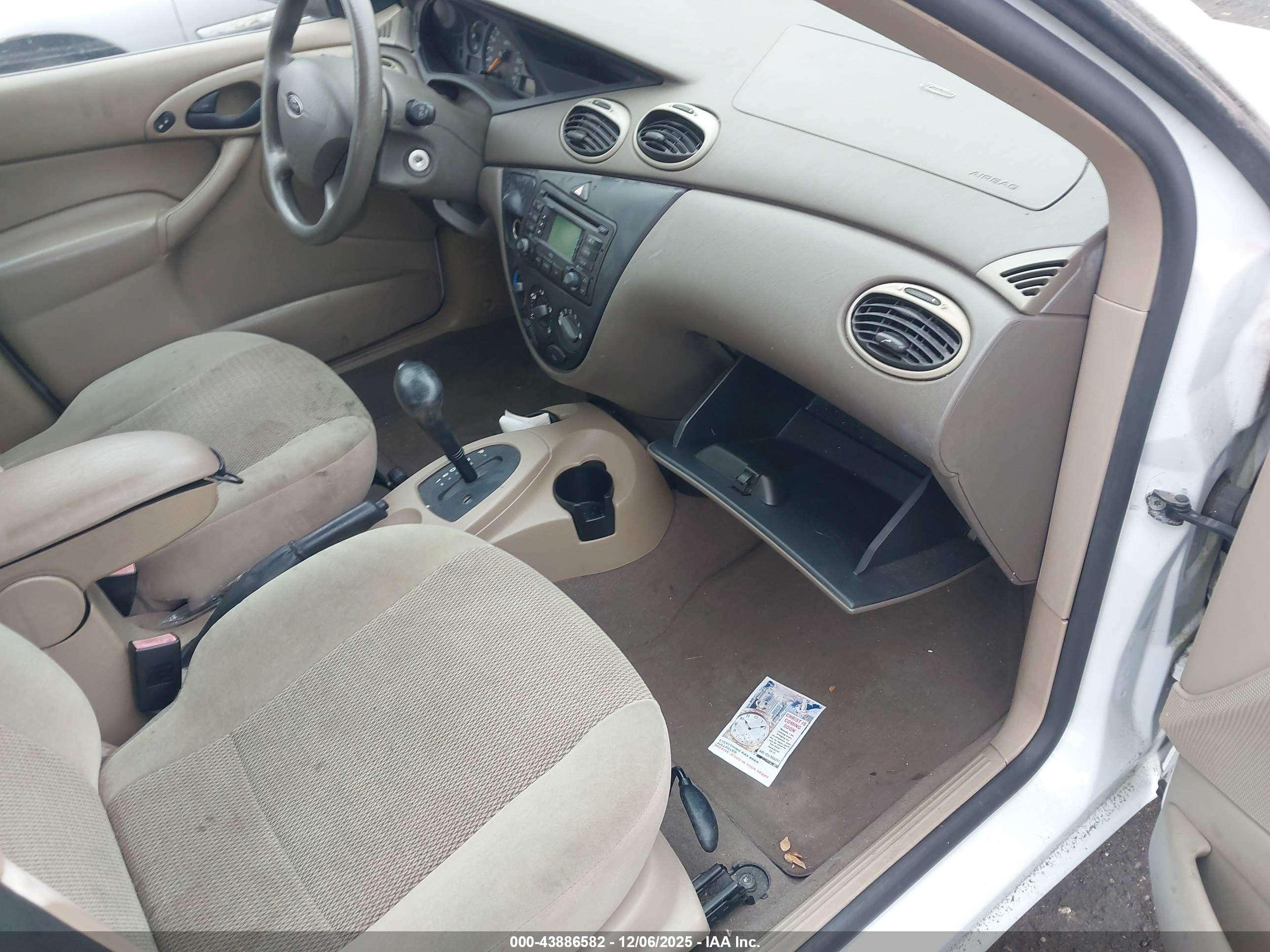 FORD FOCUS image 5