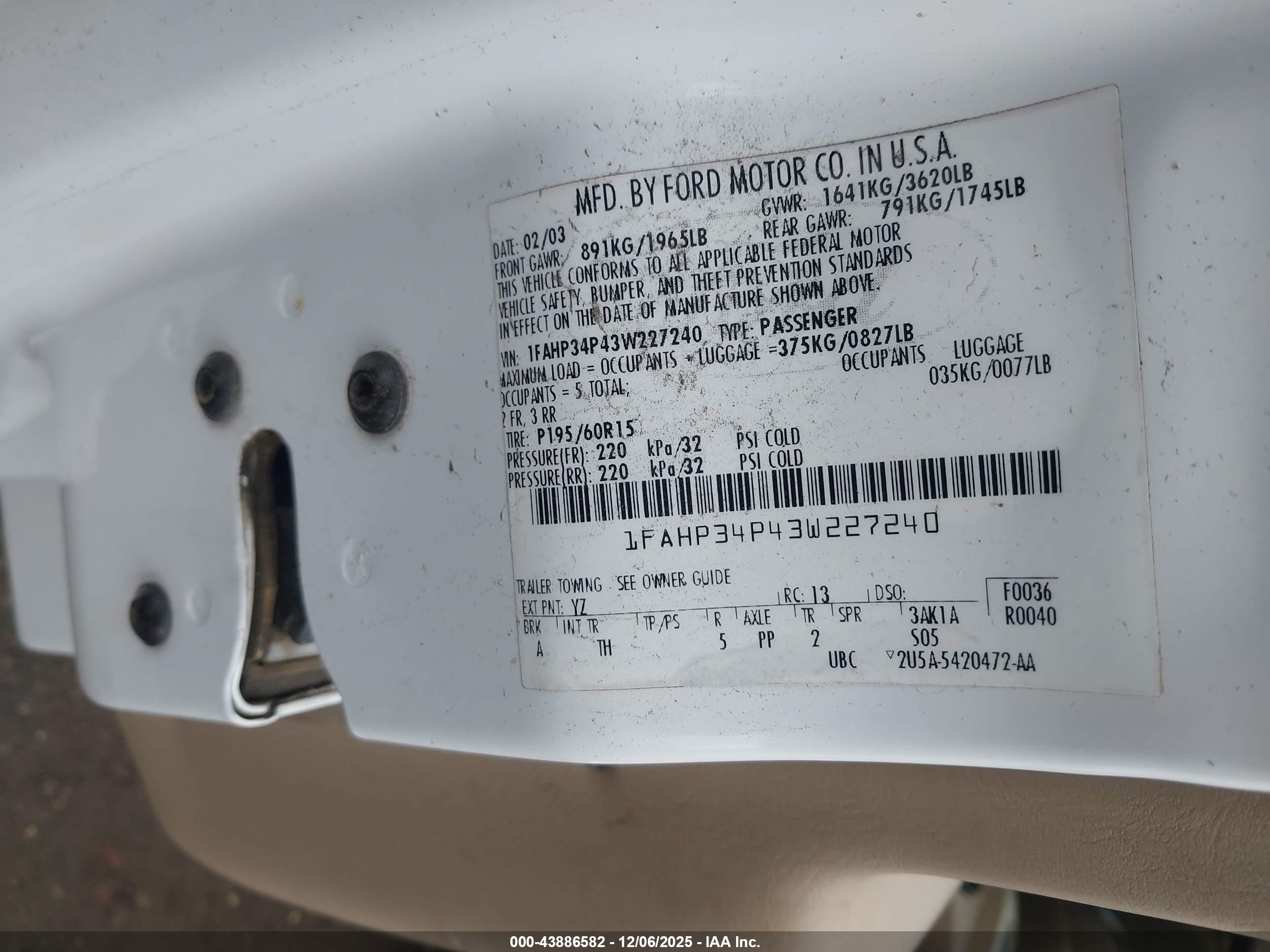 FORD FOCUS image 9