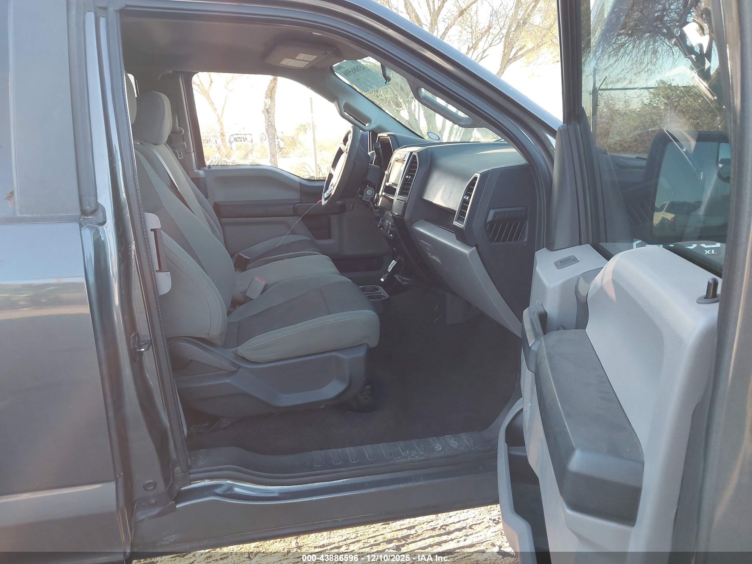 FORD F-150 image 5