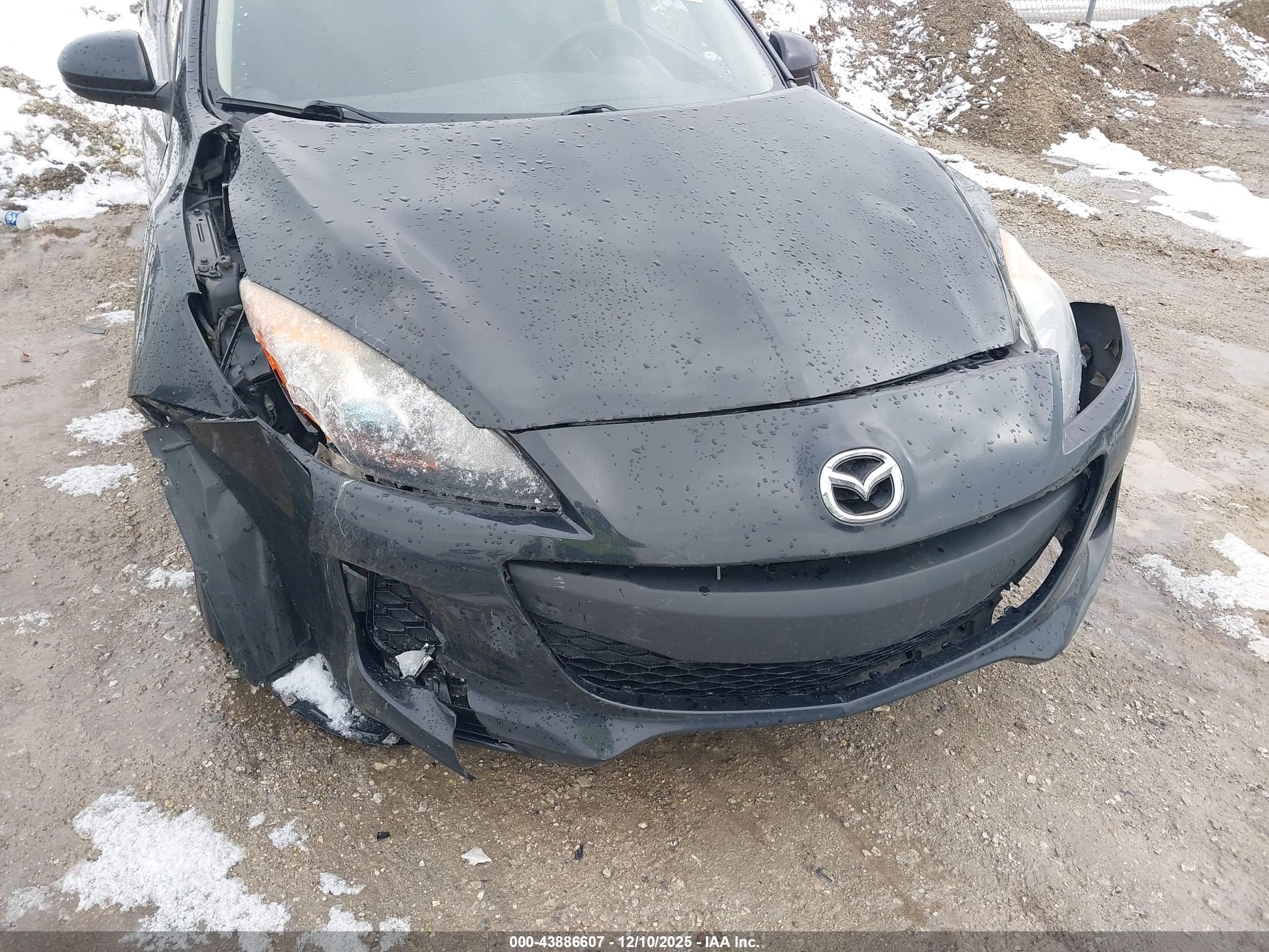 MAZDA MAZDA3 image 6